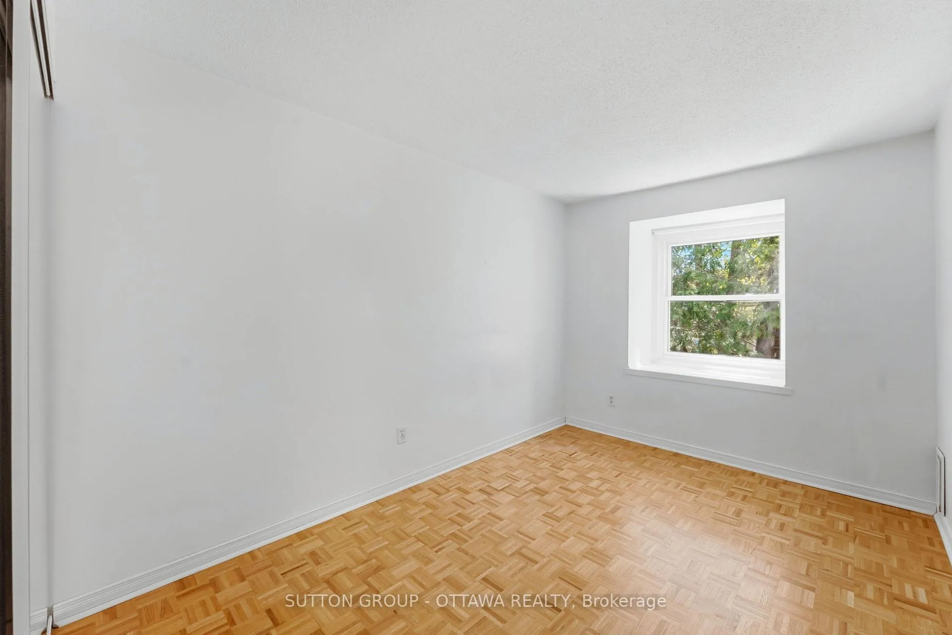 Photo 21 of Unit 54, 920 Dynes Road, Ottawa, Carleton Square — HOMEH