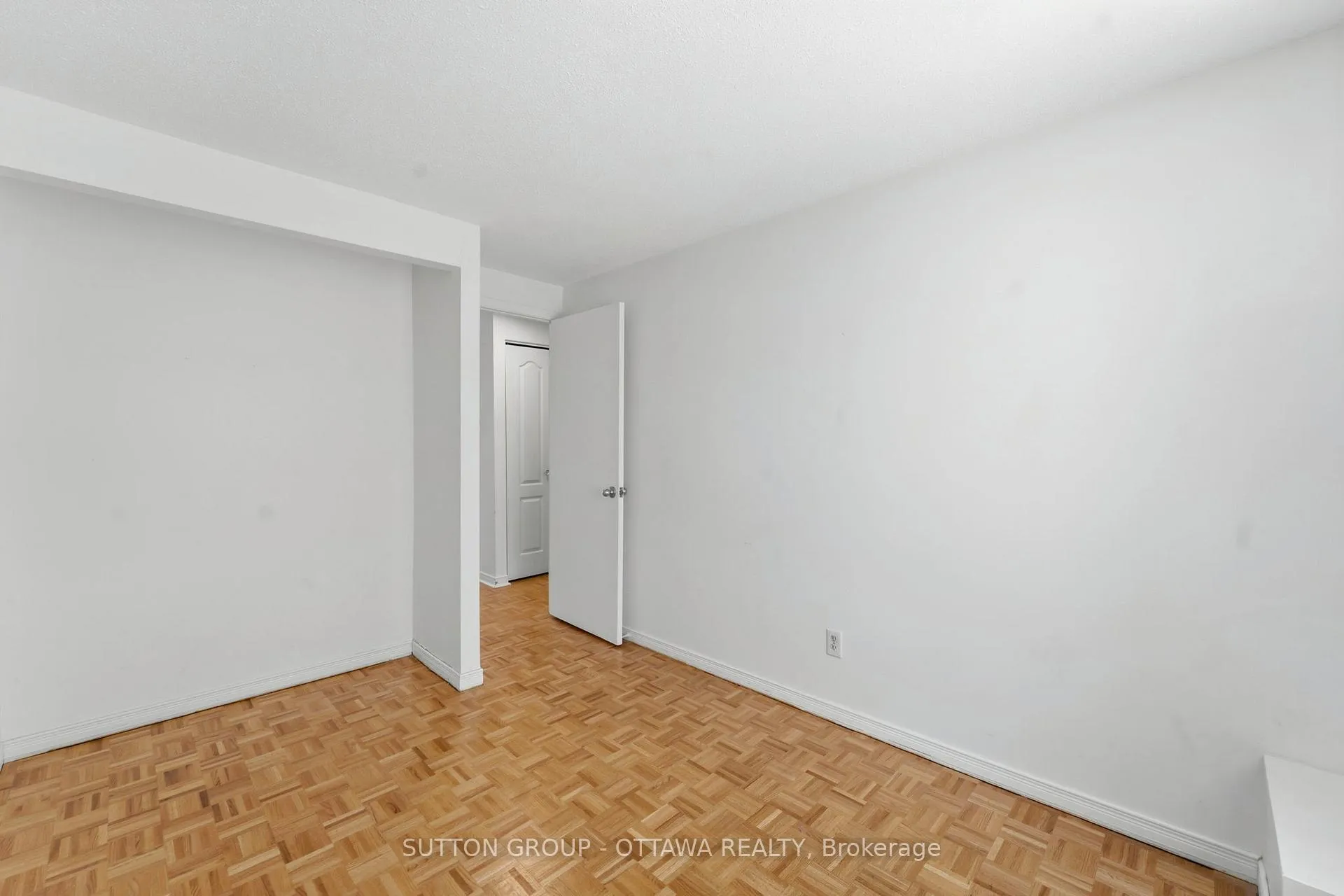 Photo 24 of Unit 54, 920 Dynes Road, Ottawa, Carleton Square — HOMEH