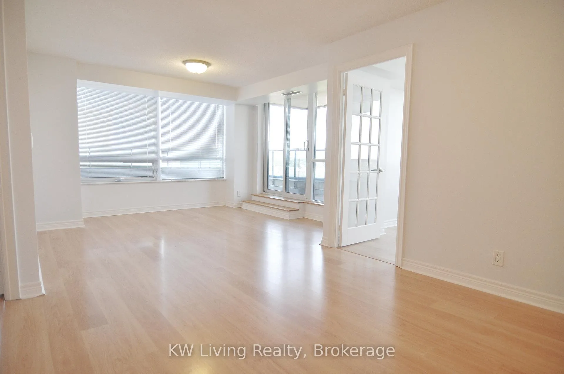 Photo 4 of Unit 1016, 33 Cox Boulevard, Markham, Unionville — HOMEH