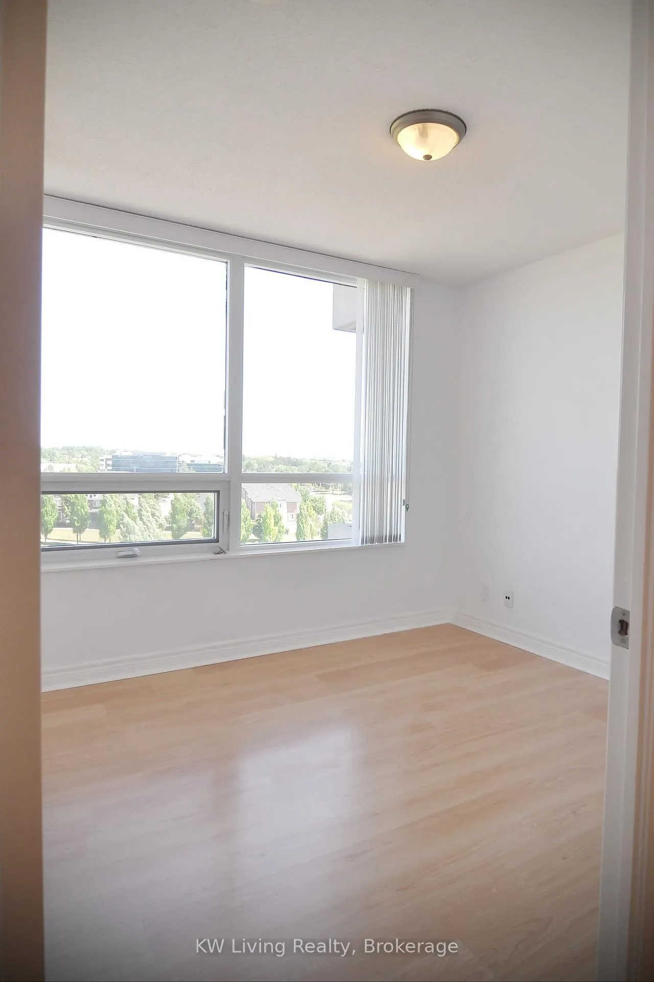 Photo 13 of Unit 1016, 33 Cox Boulevard, Markham, Unionville — HOMEH