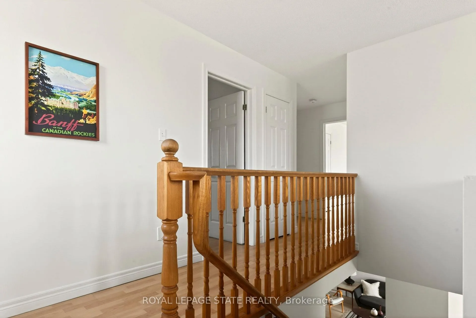 Photo 23 of 39 Distin Drive, Hamilton, Crerar — HOMEH
