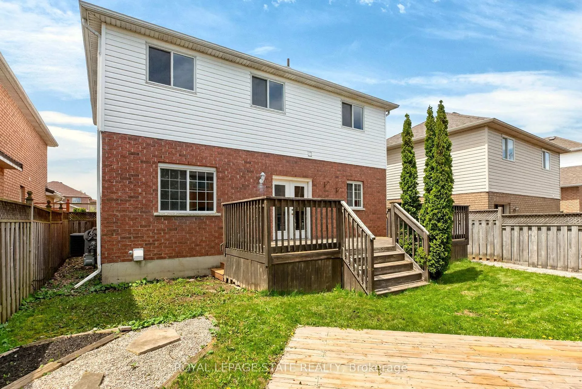 Photo 47 of 39 Distin Drive, Hamilton, Crerar — HOMEH