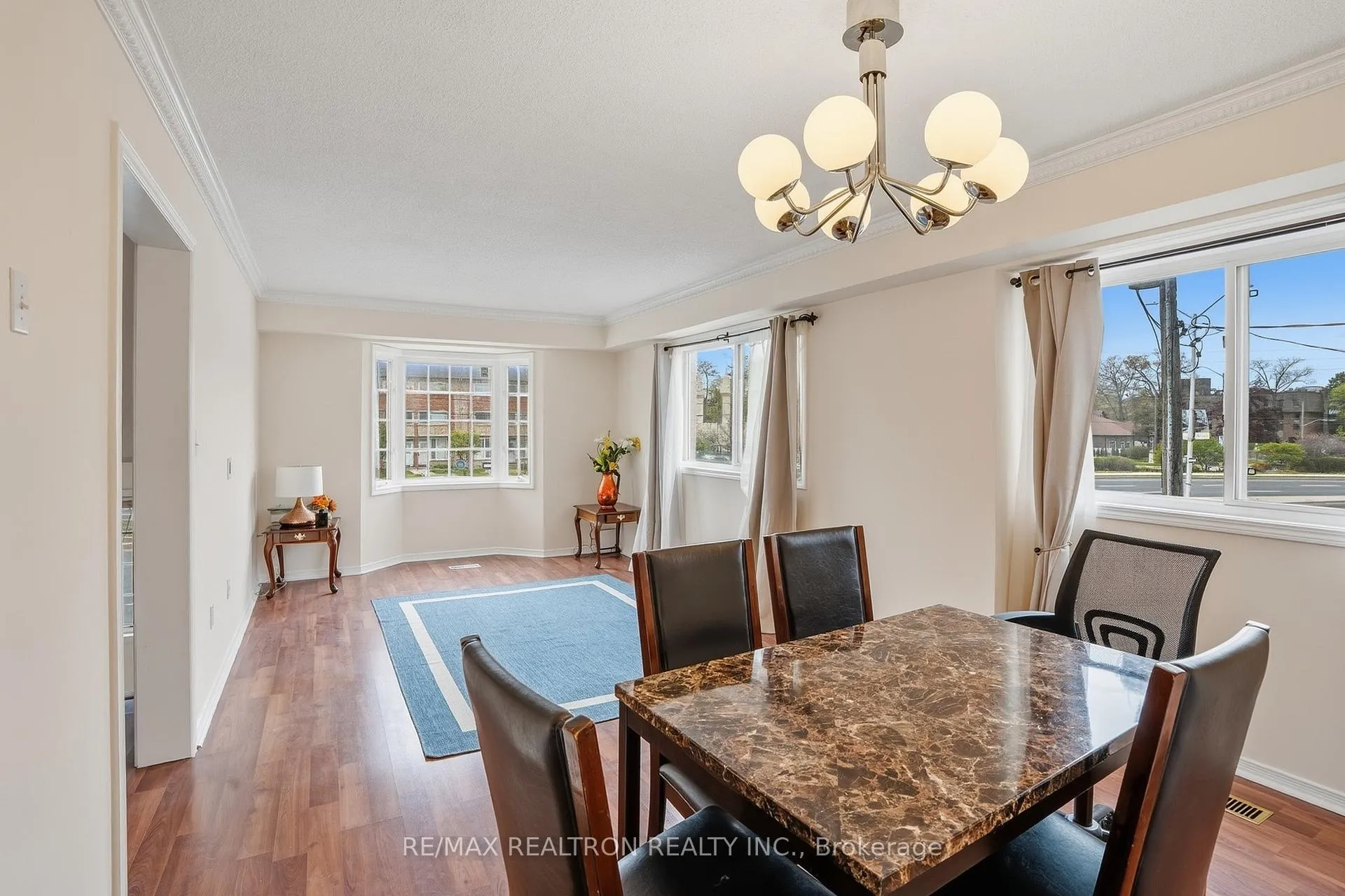 Photo 8 of 2 Eli Shackleton Court, Scarborough, West Hill — HOMEH