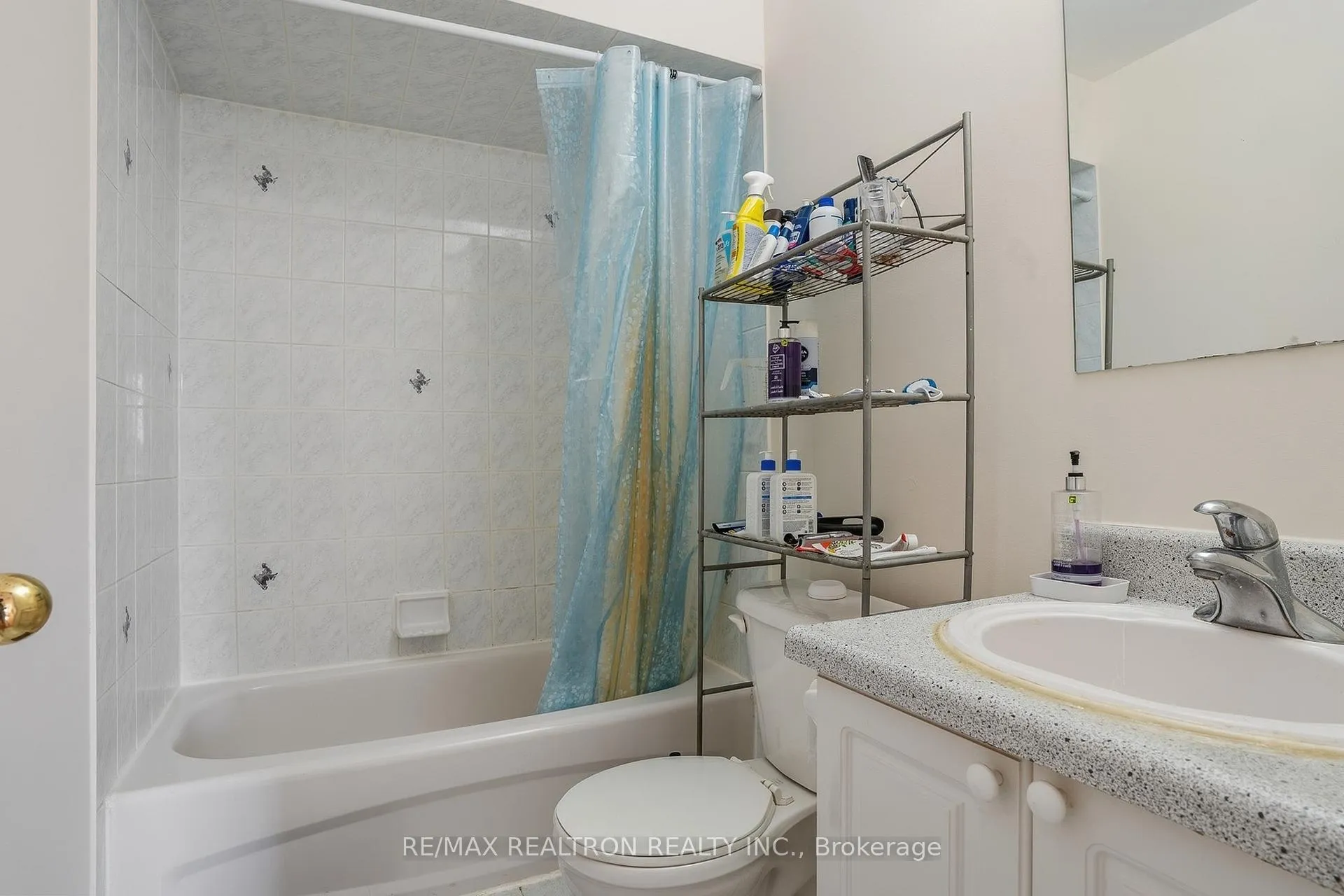 Photo 16 of 2 Eli Shackleton Court, Scarborough, West Hill — HOMEH