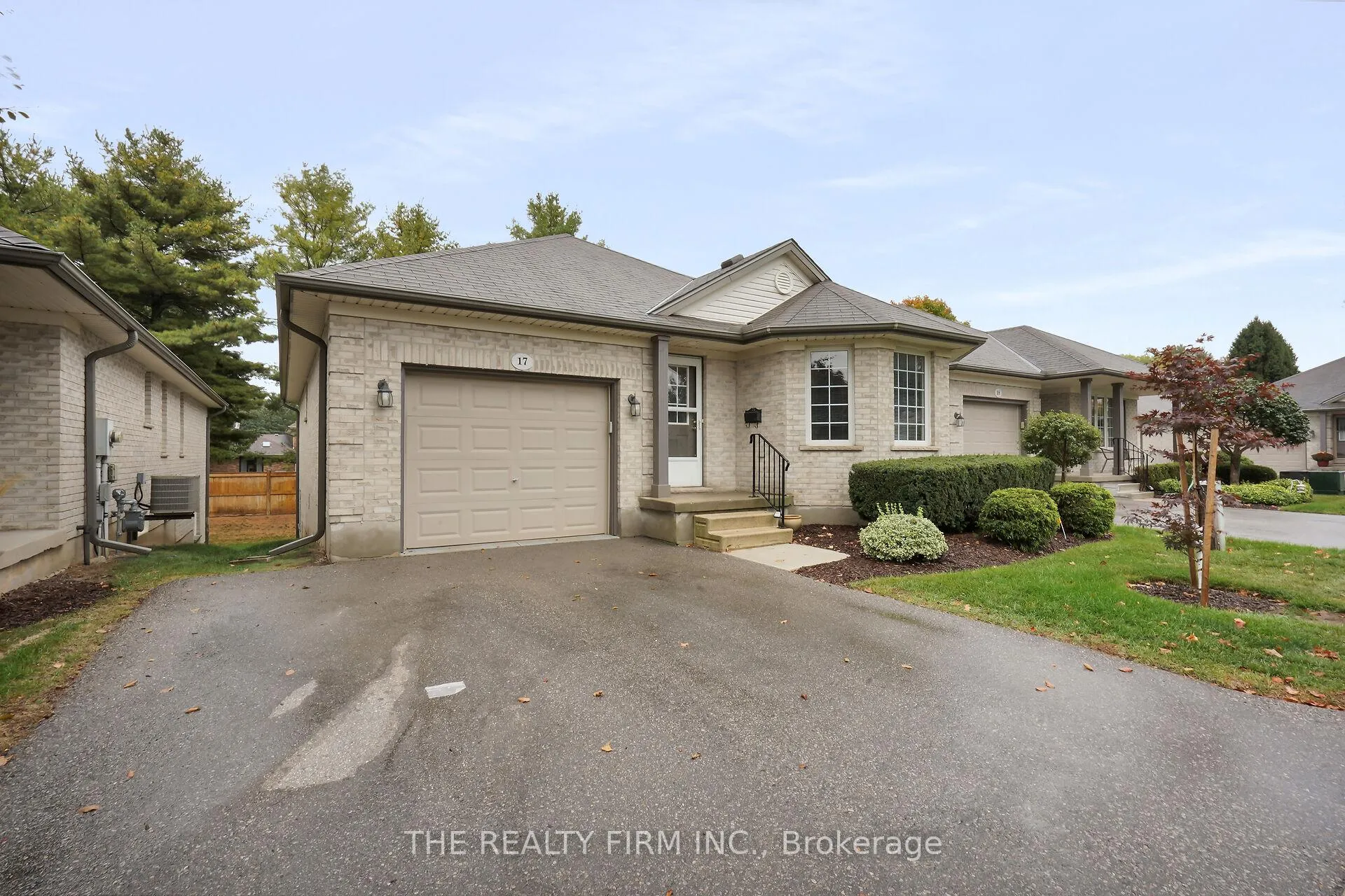 Photo 3 of Unit 17, 20 Windemere Place, St. Thomas — HOMEH