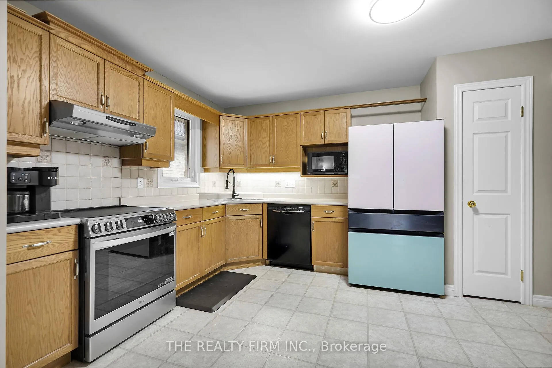 Photo 8 of Unit 17, 20 Windemere Place, St. Thomas — HOMEH
