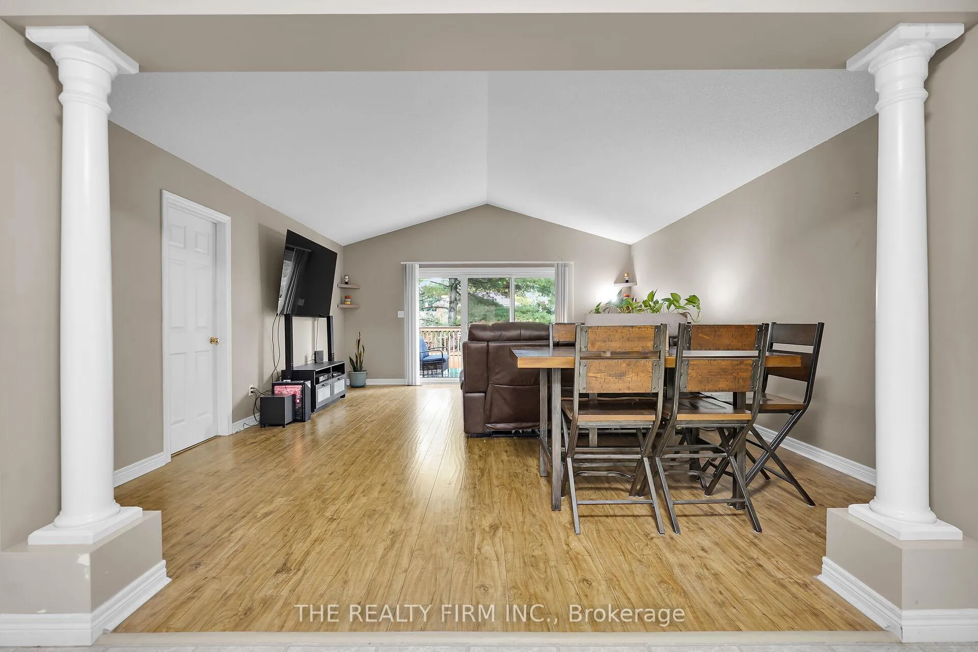 Photo 12 of Unit 17, 20 Windemere Place, St. Thomas — HOMEH