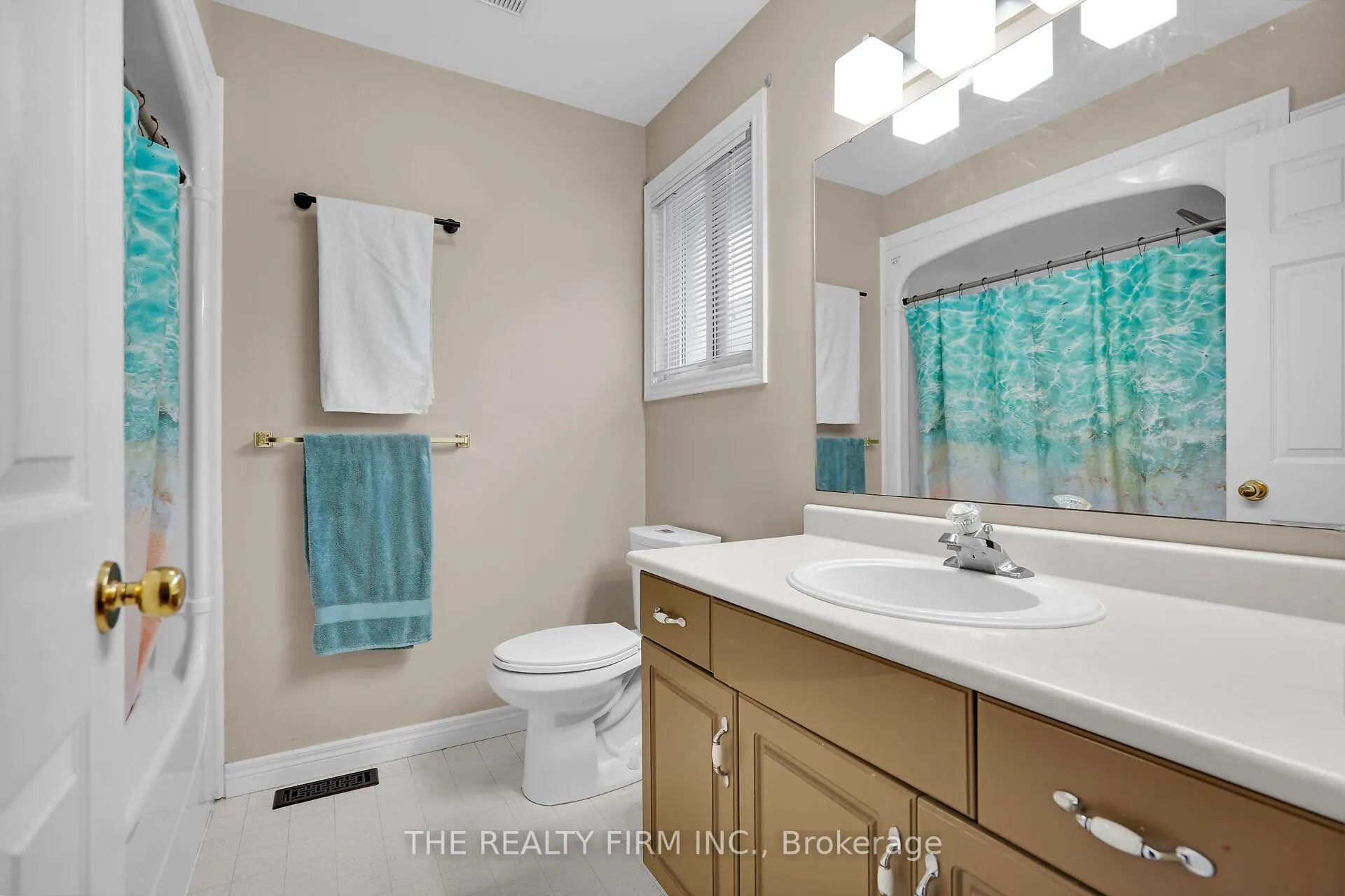 Photo 24 of Unit 17, 20 Windemere Place, St. Thomas — HOMEH