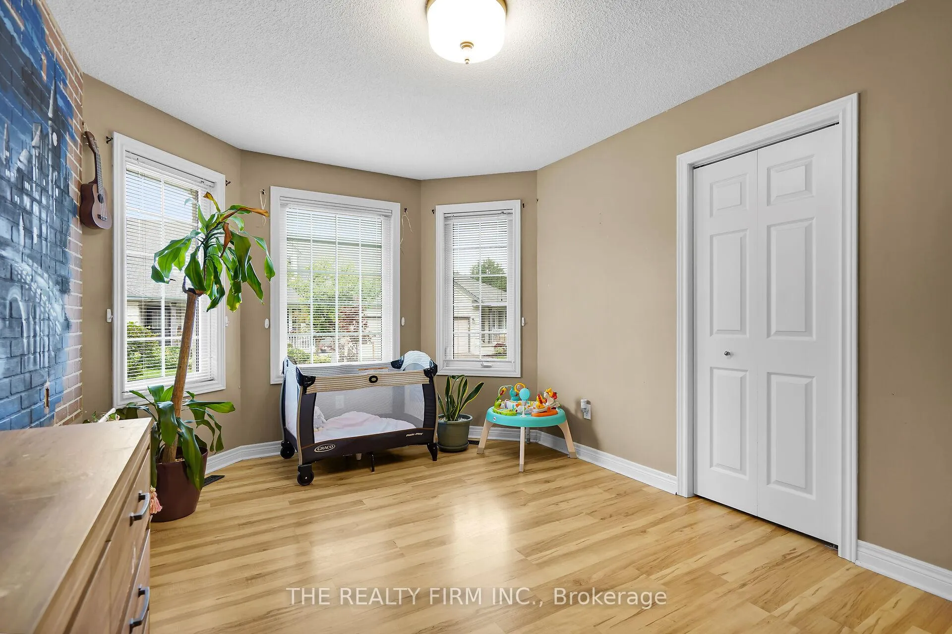 Photo 26 of Unit 17, 20 Windemere Place, St. Thomas — HOMEH
