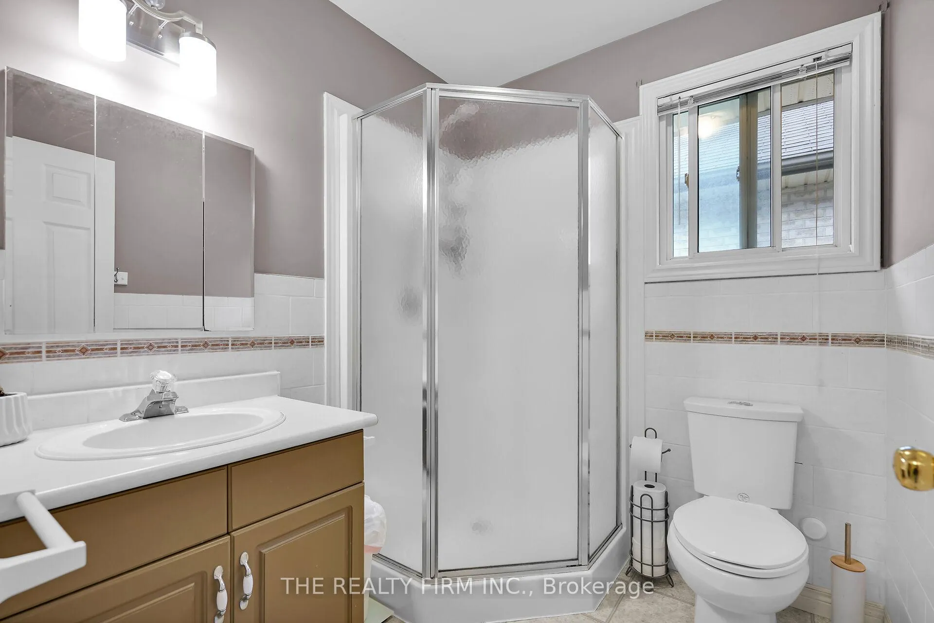 Photo 28 of Unit 17, 20 Windemere Place, St. Thomas — HOMEH