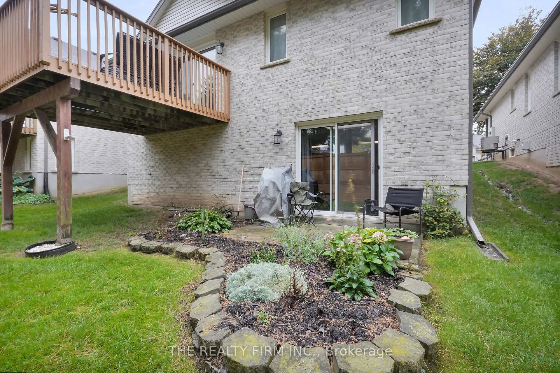 Photo 49 of Unit 17, 20 Windemere Place, St. Thomas — HOMEH