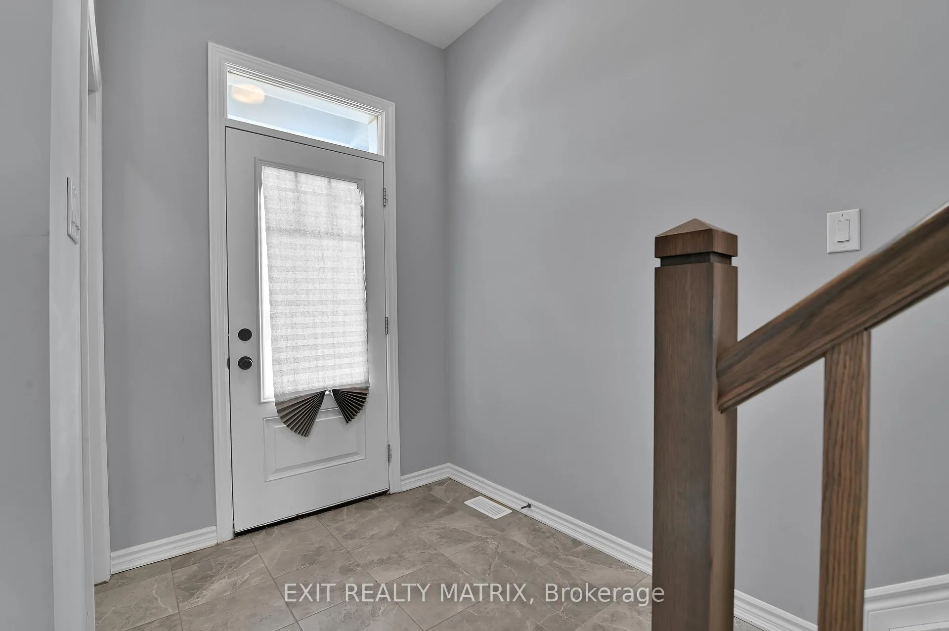 Photo 3 of 511 Rye Grass Way, Ottawa, Barrhaven - Half Moon Bay — HOMEH