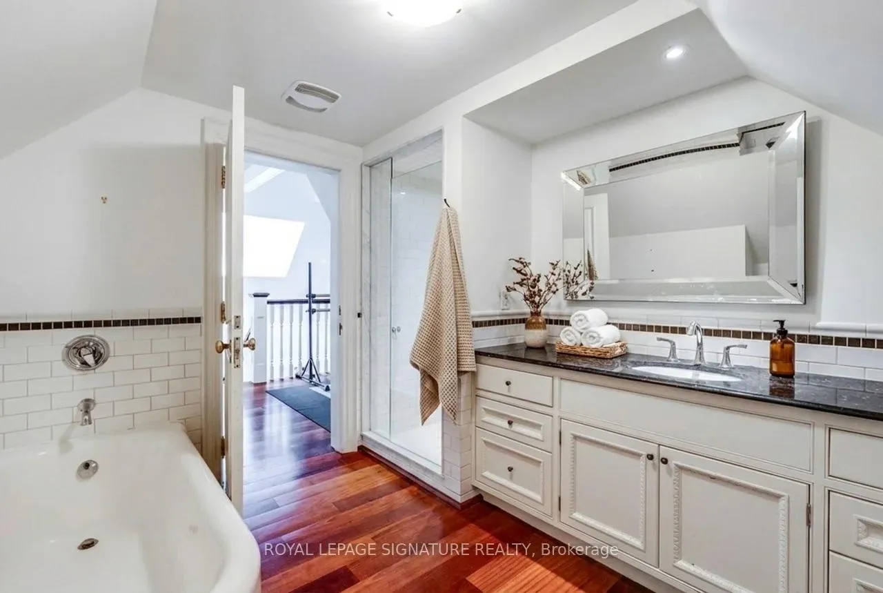 Photo 17 of 50 Elm Avenue, Toronto, Rosedale-Moore Park — HOMEH