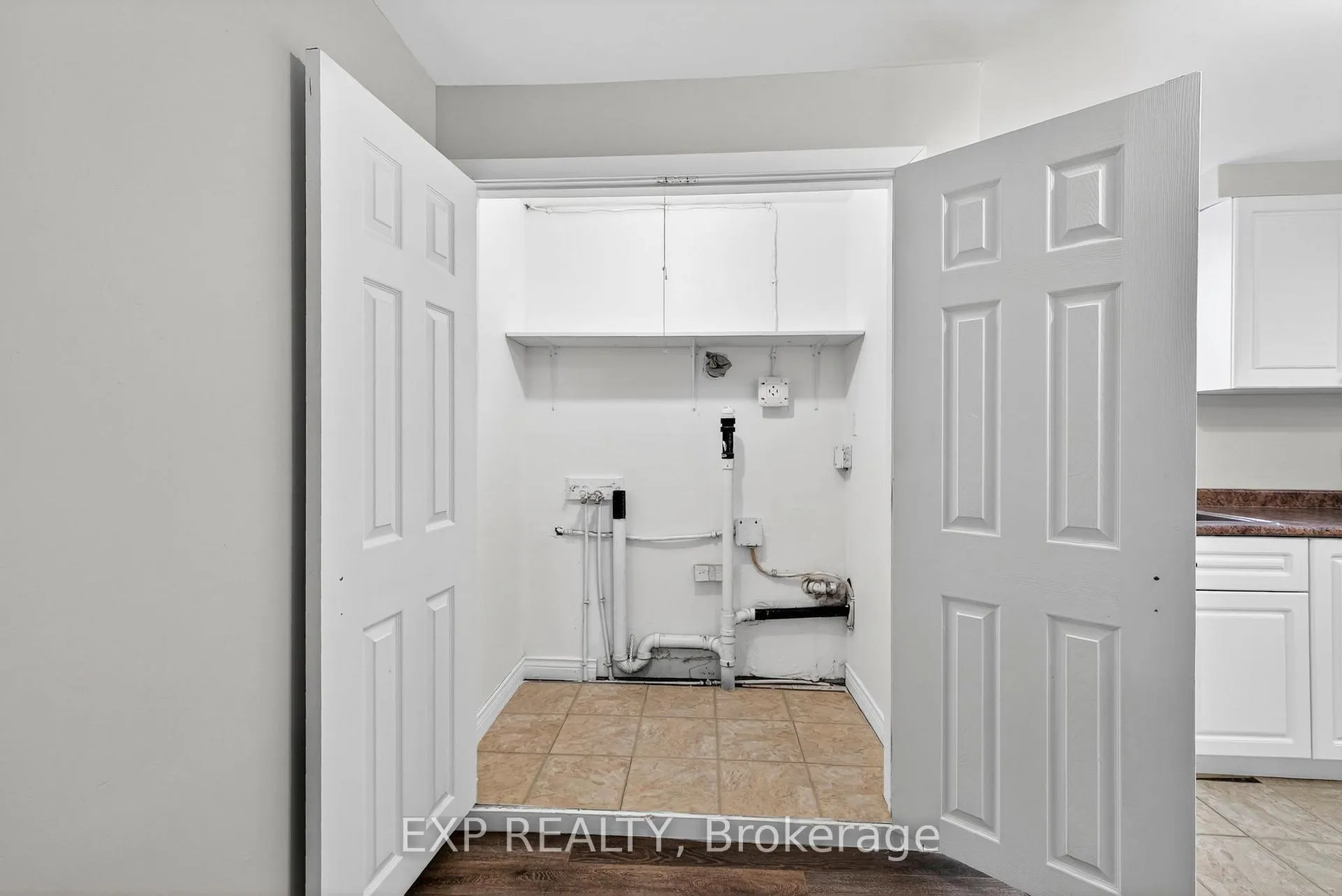 Photo 9 of 1210-1212 Bedford Street, Cornwall — HOMEH