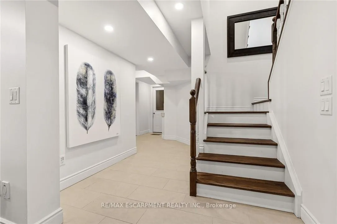 Photo 26 of 2091 Willhaven Trail, Oakville, Westmount — HOMEH