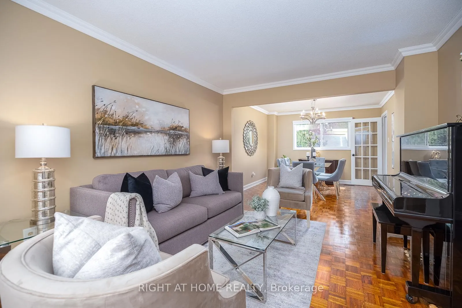 Photo 19 of 41 Christie Drive, Brampton, Snelgrove — HOMEH