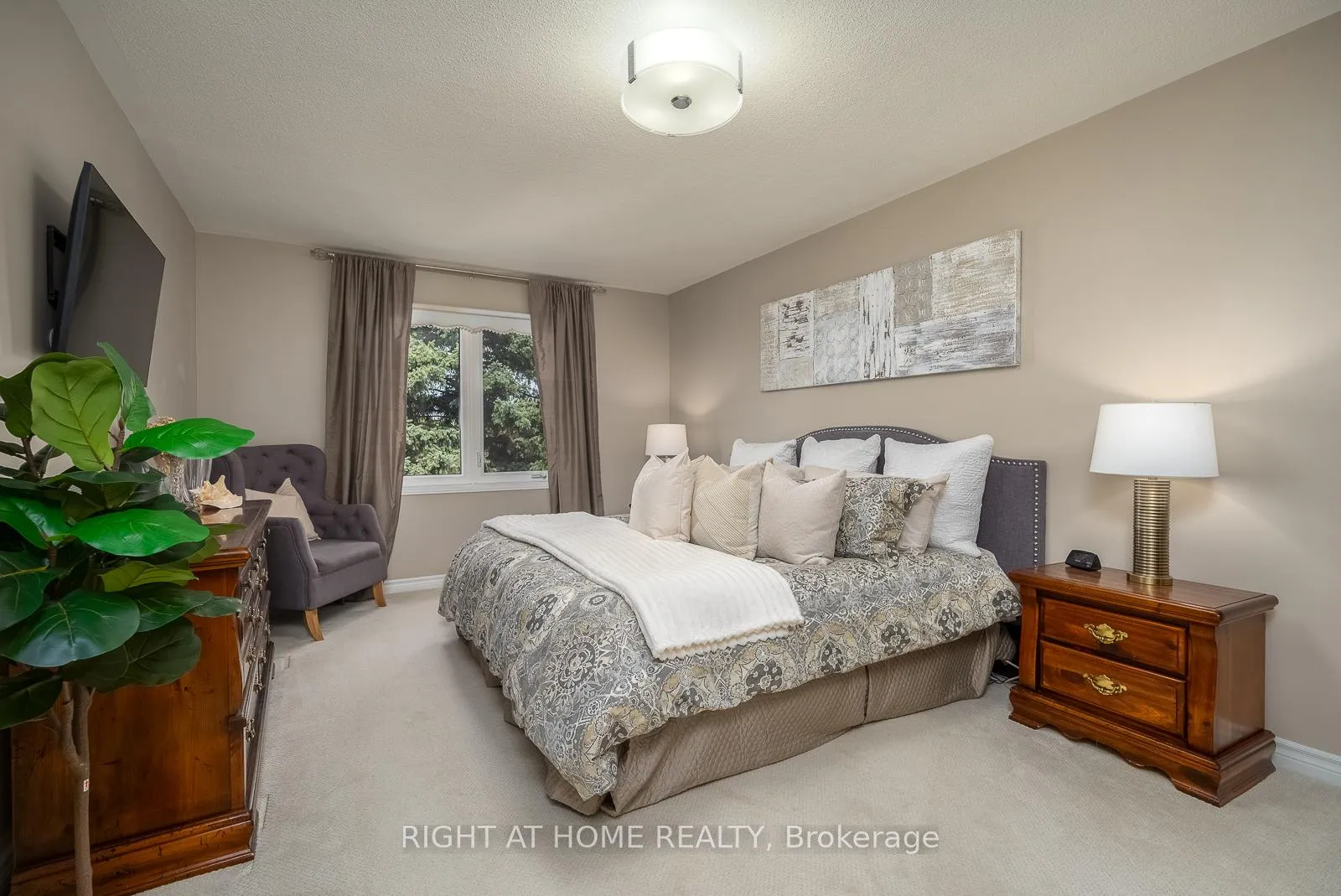 Photo 25 of 41 Christie Drive, Brampton, Snelgrove — HOMEH