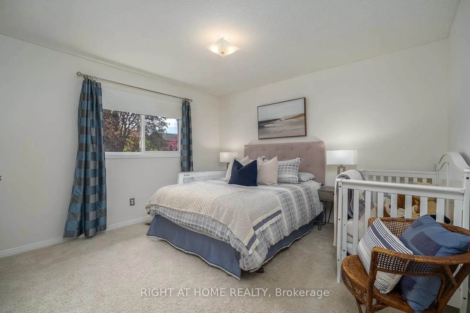 Photo 28 of 41 Christie Drive, Brampton, Snelgrove — HOMEH