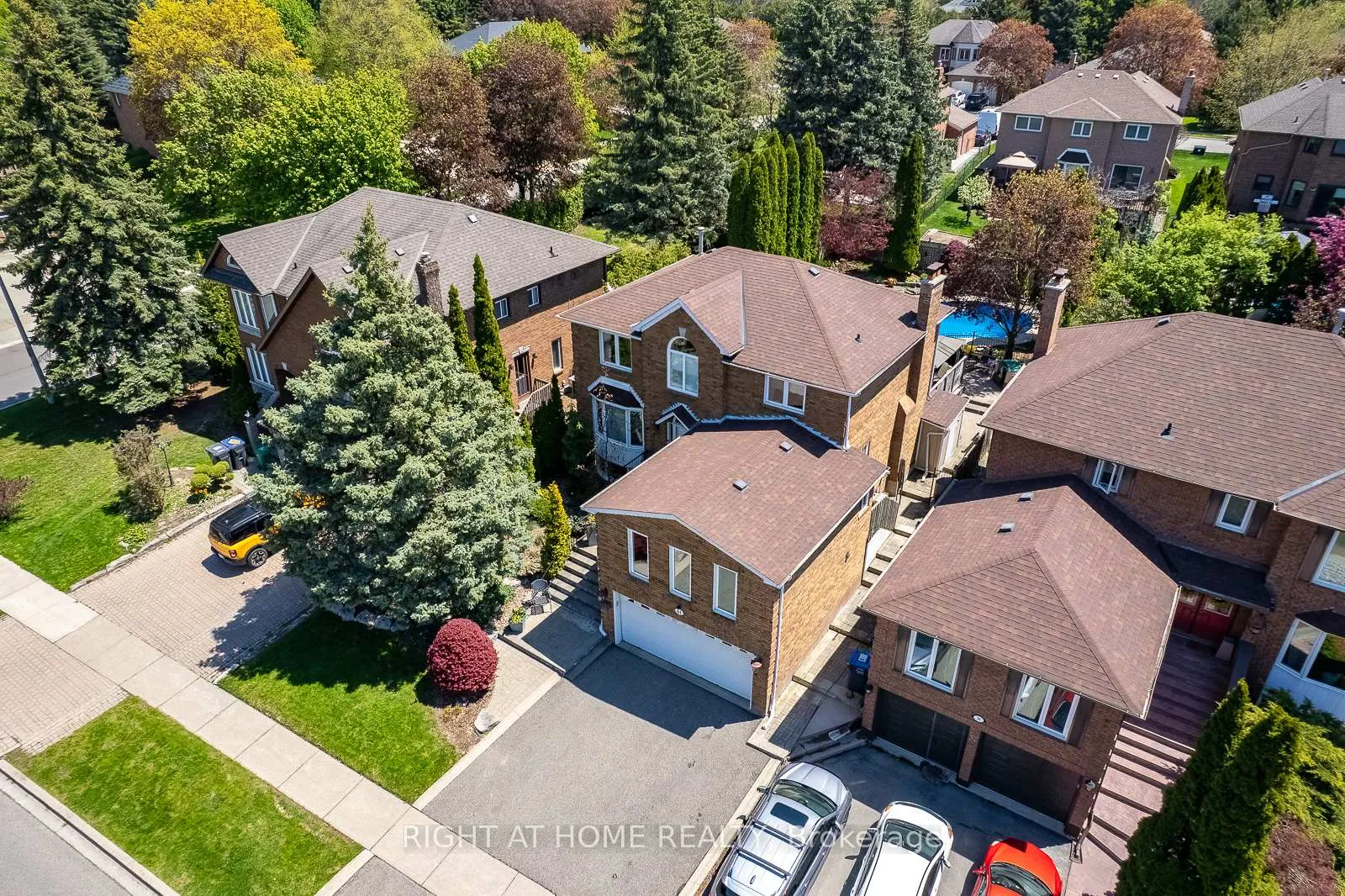 Photo 45 of 41 Christie Drive, Brampton, Snelgrove — HOMEH