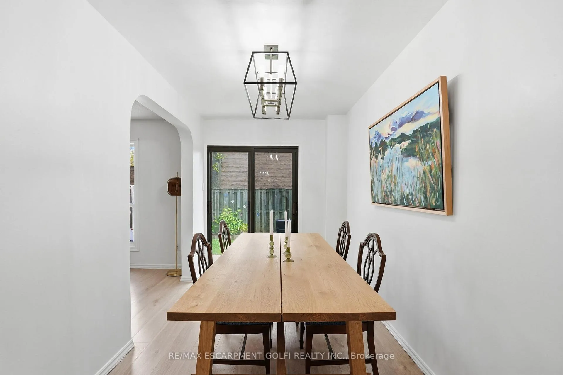 Photo 10 of Unit 17, 660 Oxford Road, Burlington, Roseland — HOMEH