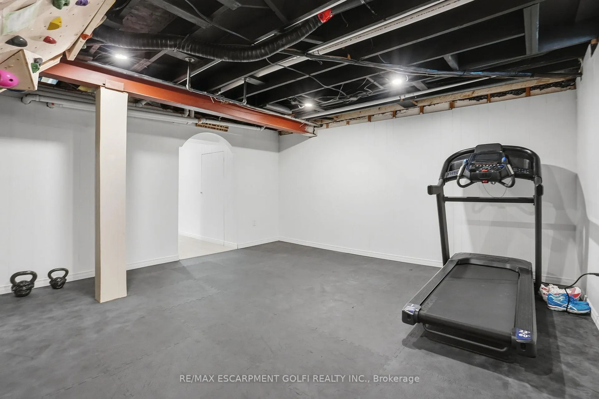 Photo 27 of Unit 17, 660 Oxford Road, Burlington, Roseland — HOMEH
