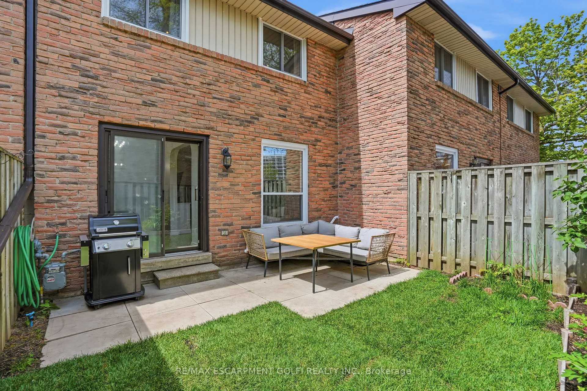 Photo 28 of Unit 17, 660 Oxford Road, Burlington, Roseland — HOMEH