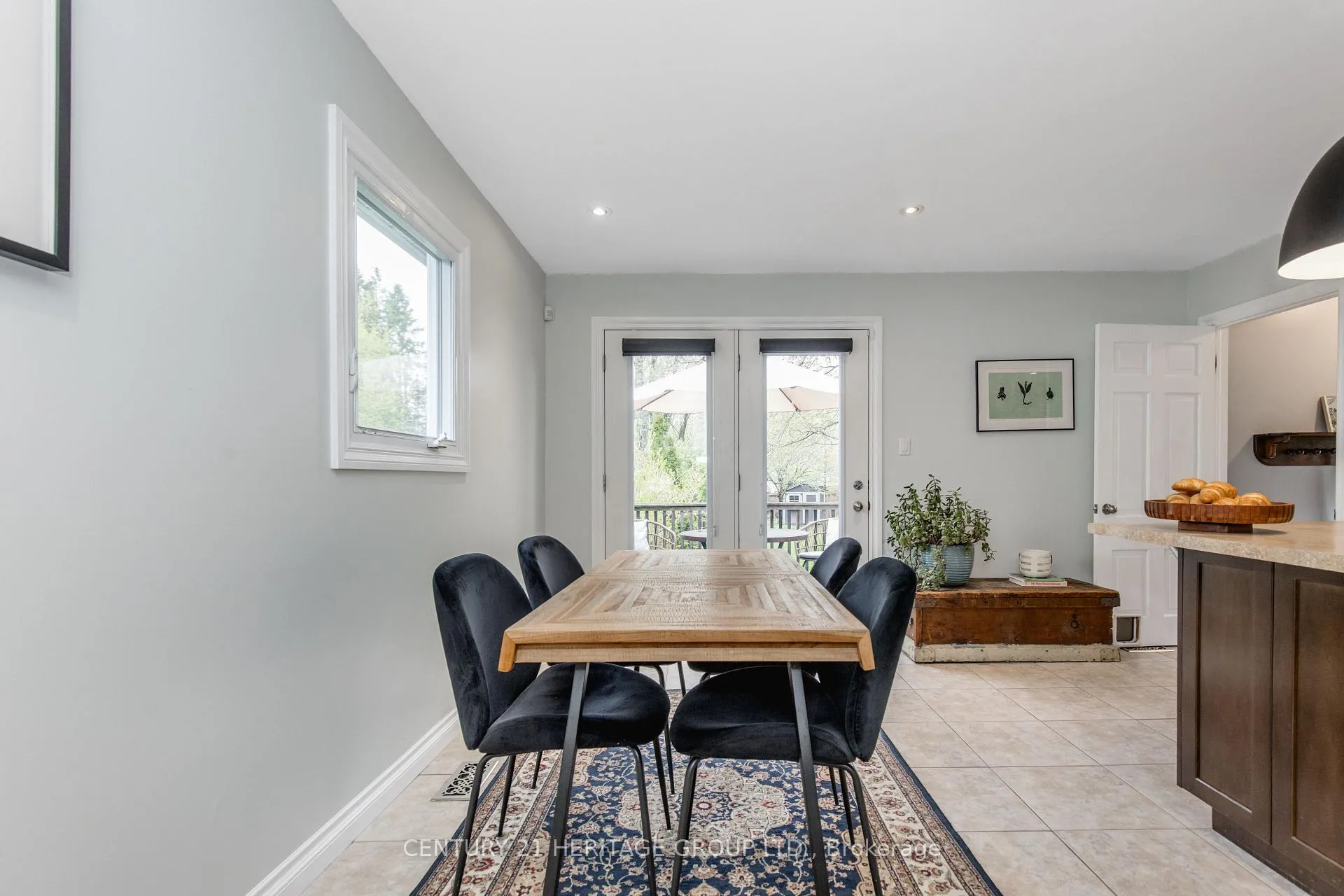 Photo 27 of 38 Dale Drive, New Tecumseth, Beeton — HOMEH