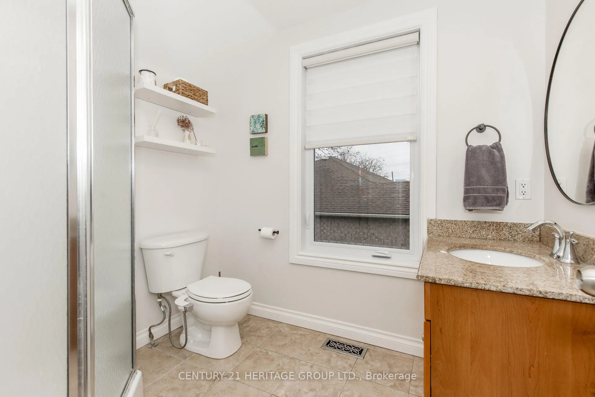Photo 35 of 38 Dale Drive, New Tecumseth, Beeton — HOMEH