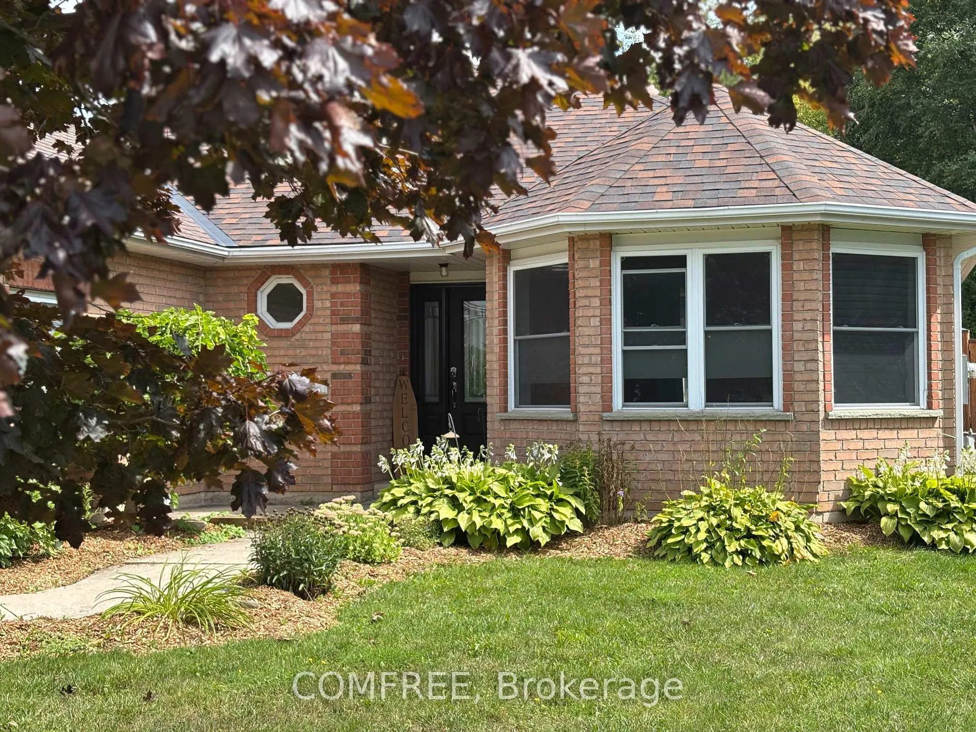 Photo 1 of 25 Mcgregor Court, Southgate — HOMEH