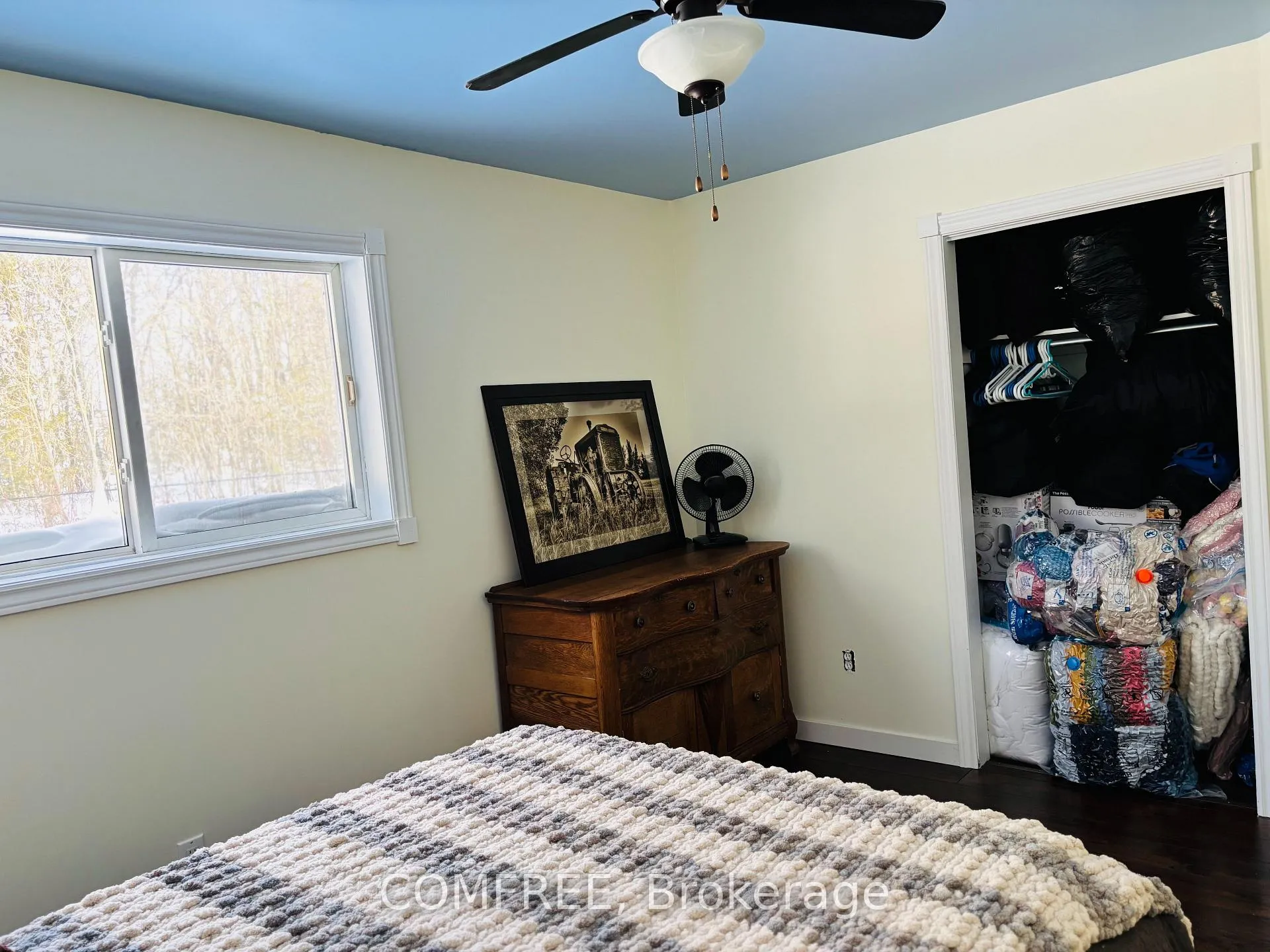 Photo 21 of 25 Mcgregor Court, Southgate — HOMEH