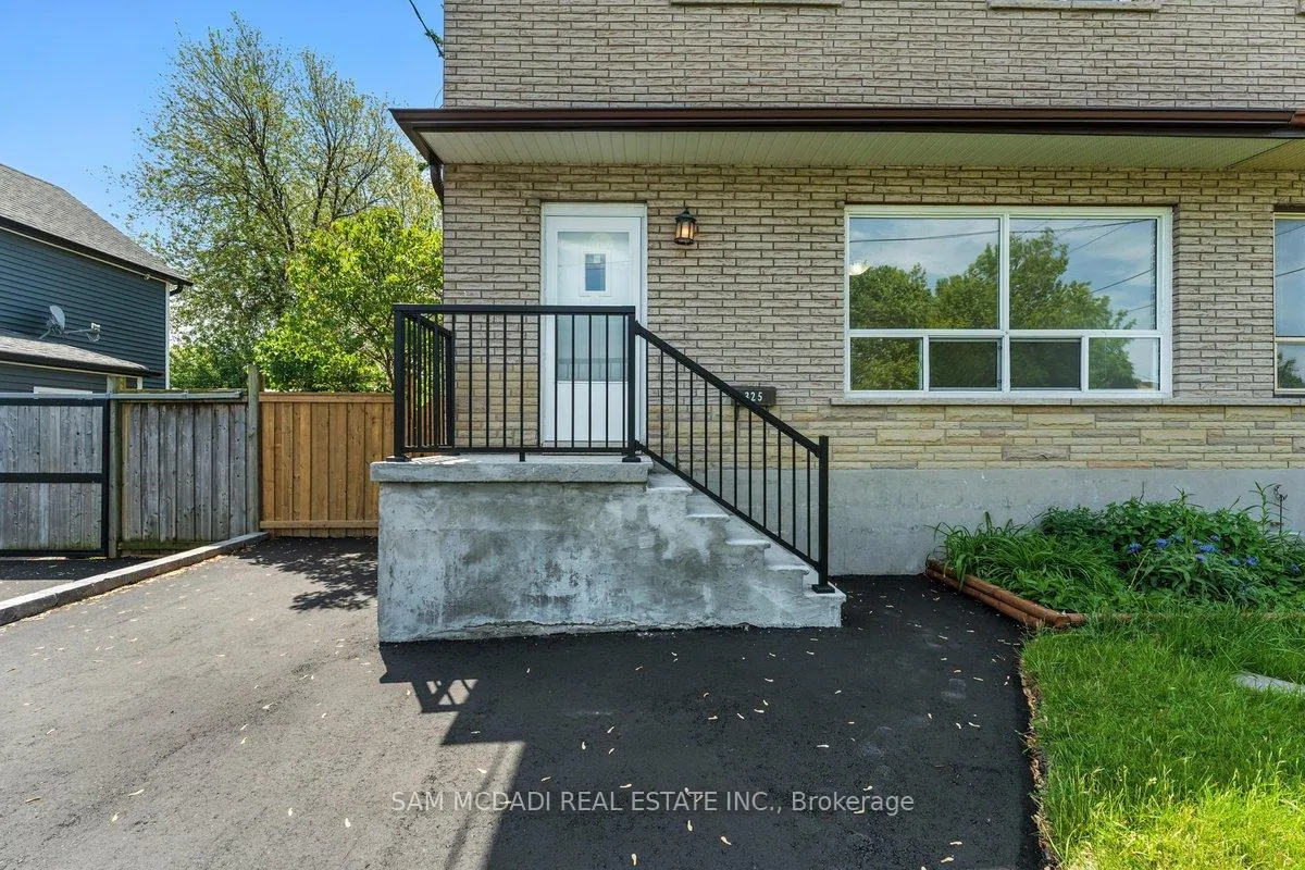 Photo 2 of 325 Banff Avenue, Oshawa, Lakeview — HOMEH