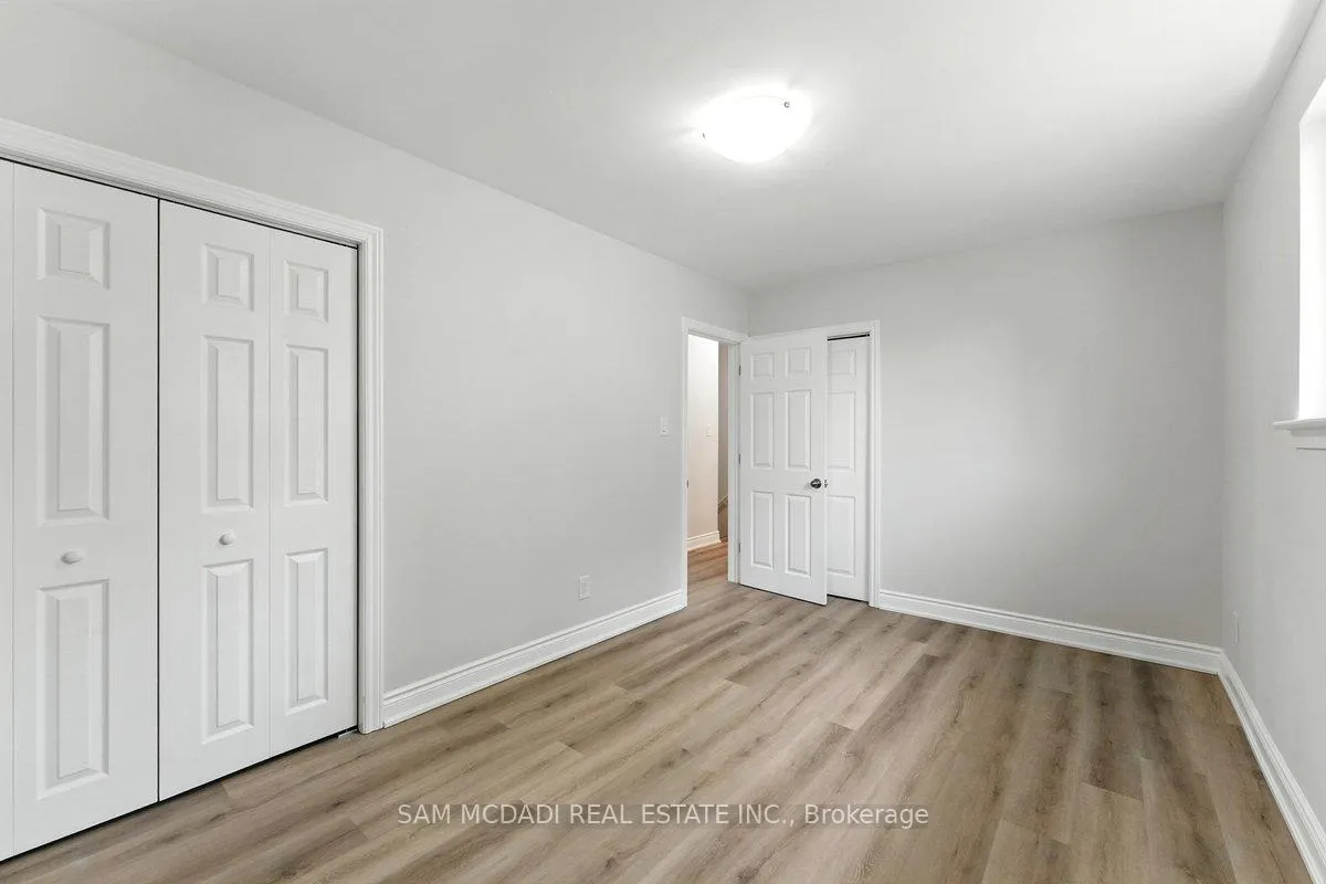 Photo 18 of 325 Banff Avenue, Oshawa, Lakeview — HOMEH