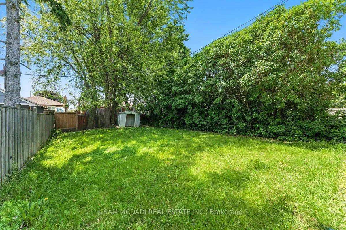 Photo 31 of 325 Banff Avenue, Oshawa, Lakeview — HOMEH