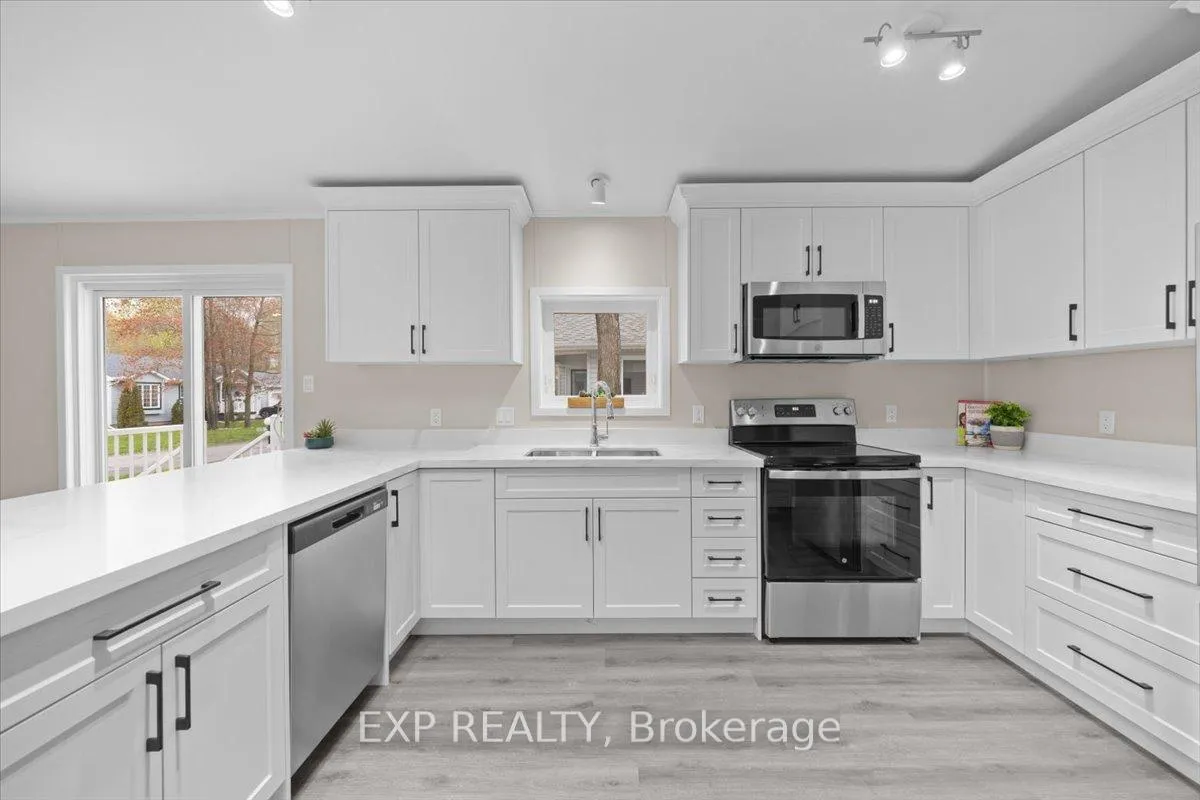 Photo 16 of 1083 Vista Tara Private, Ottawa, Greely — HOMEH