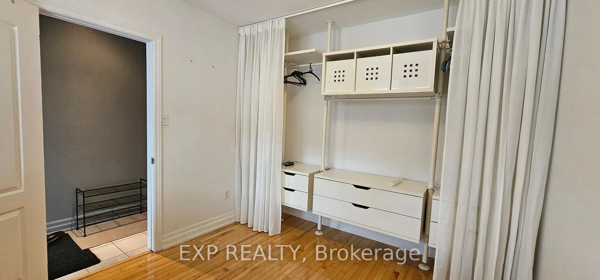 Photo 2 of 215A Chambers Avenue, Toronto, Keelesdale-Eglinton West — HOMEH
