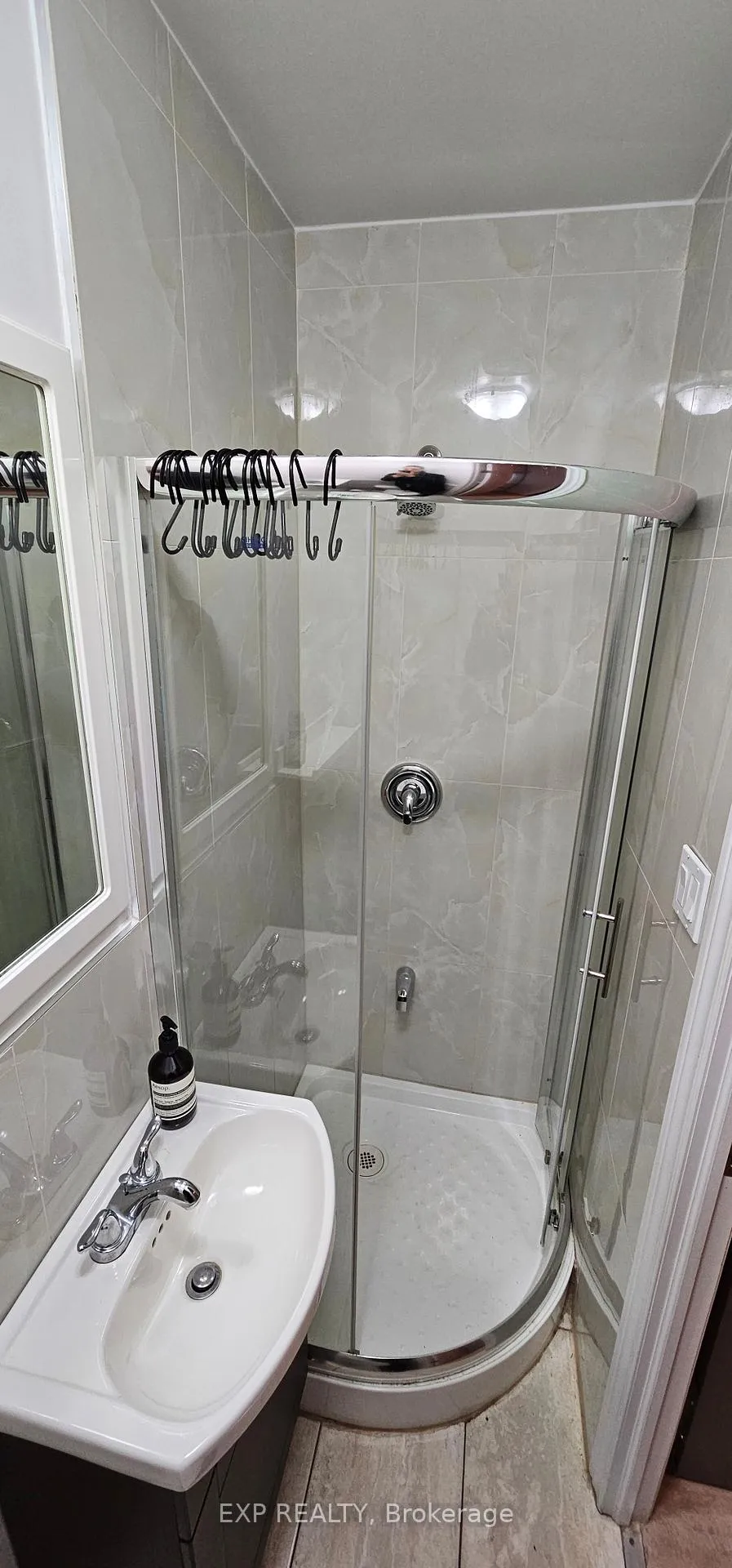 Photo 8 of 215A Chambers Avenue, Toronto, Keelesdale-Eglinton West — HOMEH