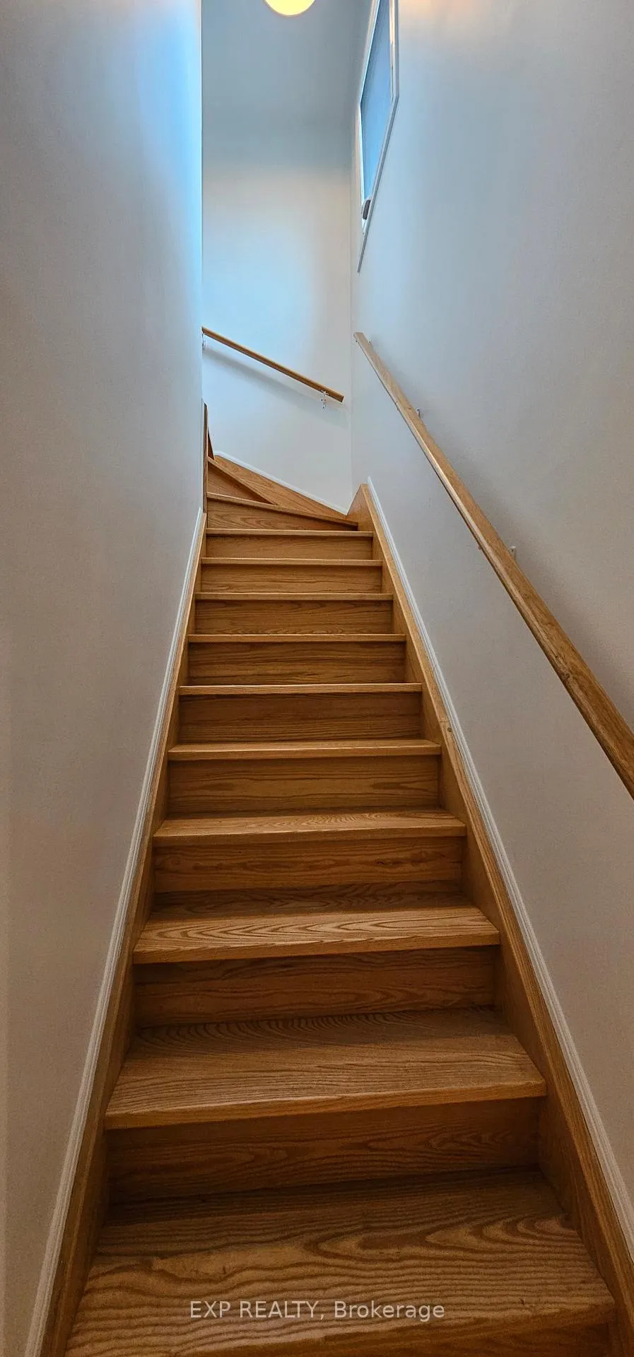 Photo 13 of 215A Chambers Avenue, Toronto, Keelesdale-Eglinton West — HOMEH