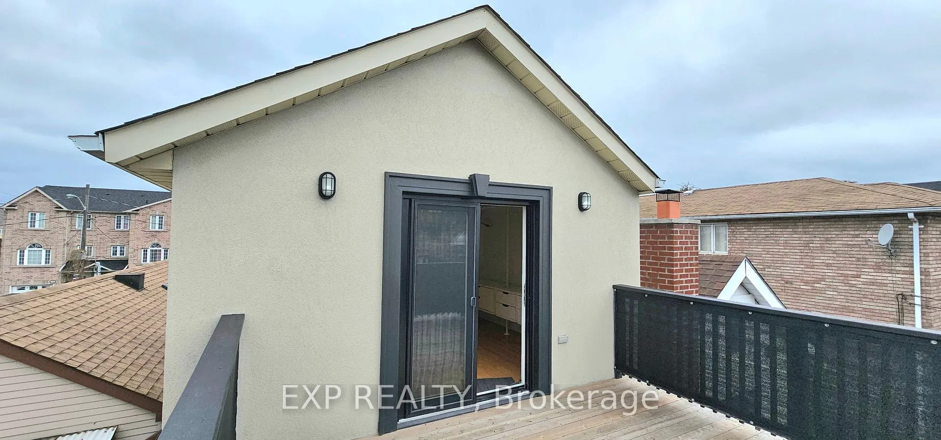Photo 23 of 215A Chambers Avenue, Toronto, Keelesdale-Eglinton West — HOMEH