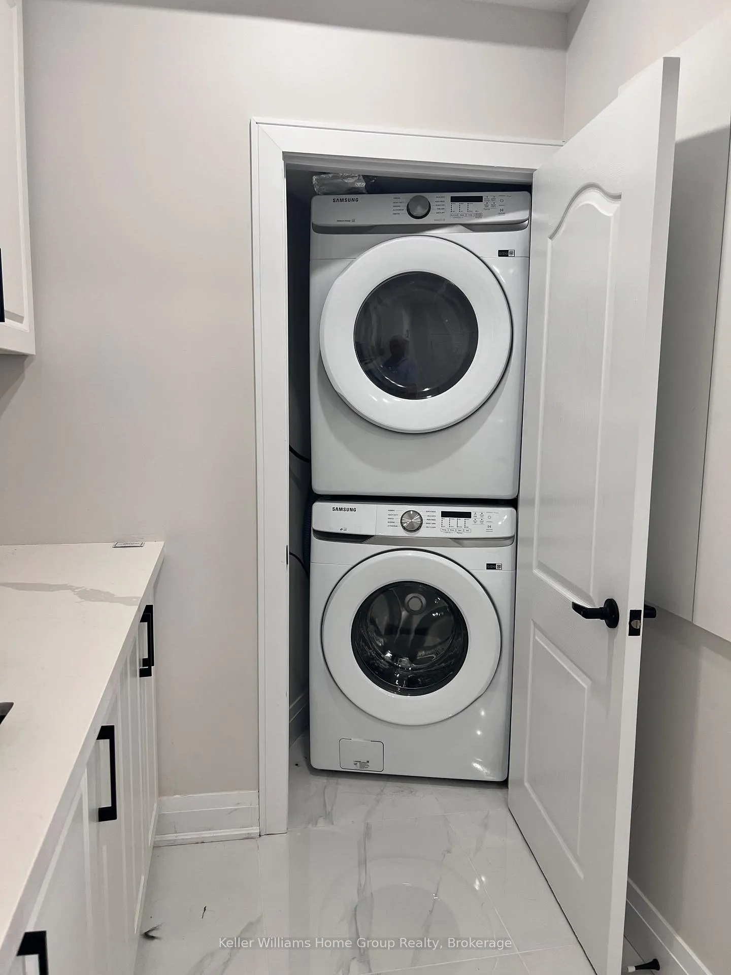 Photo 8 of Unit Basement, 85 Norma Crescent, Guelph, Victoria North — HOMEH