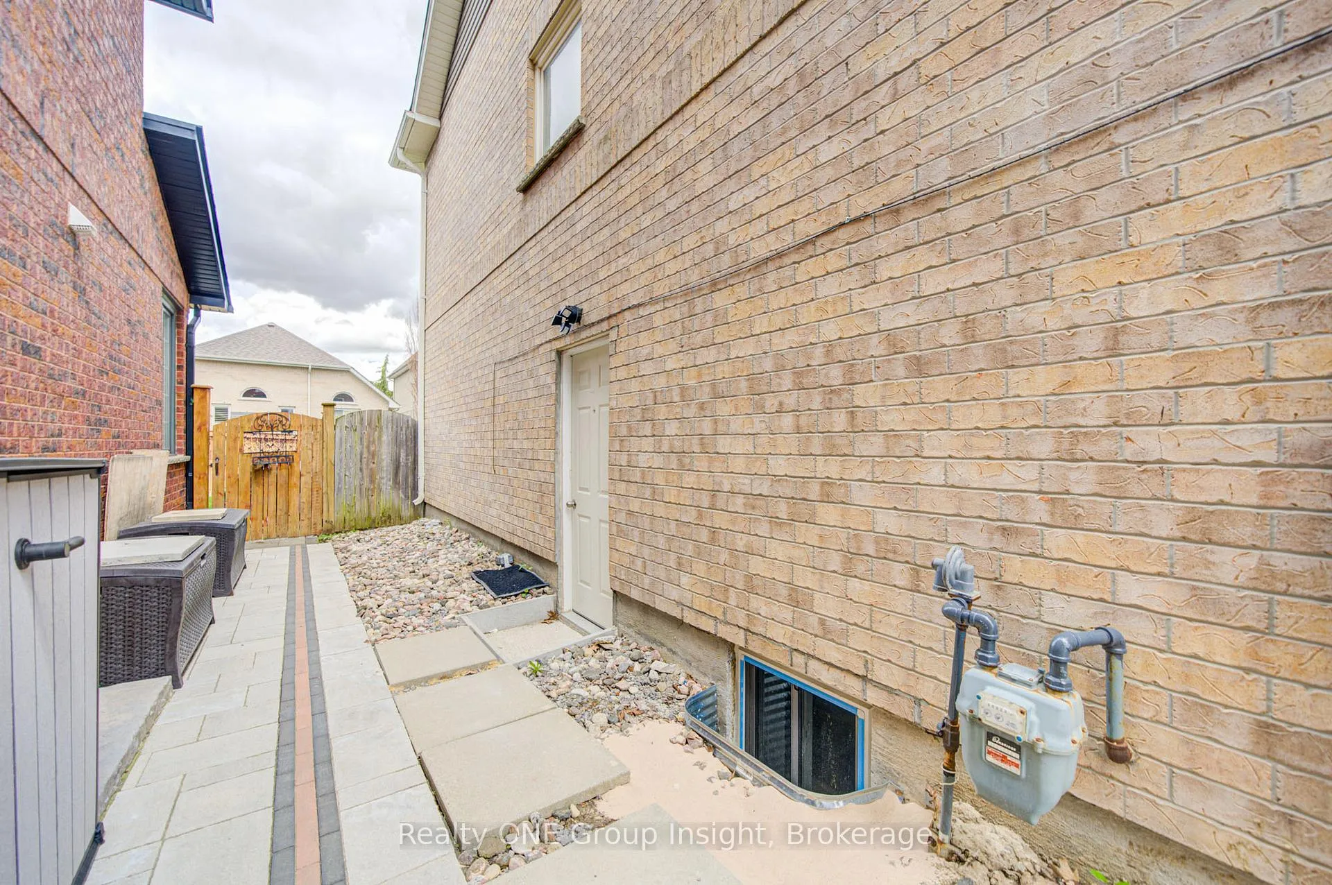 Photo 4 of Unit Basement, 348 Britannia Avenue E, Oshawa, Kedron — HOMEH