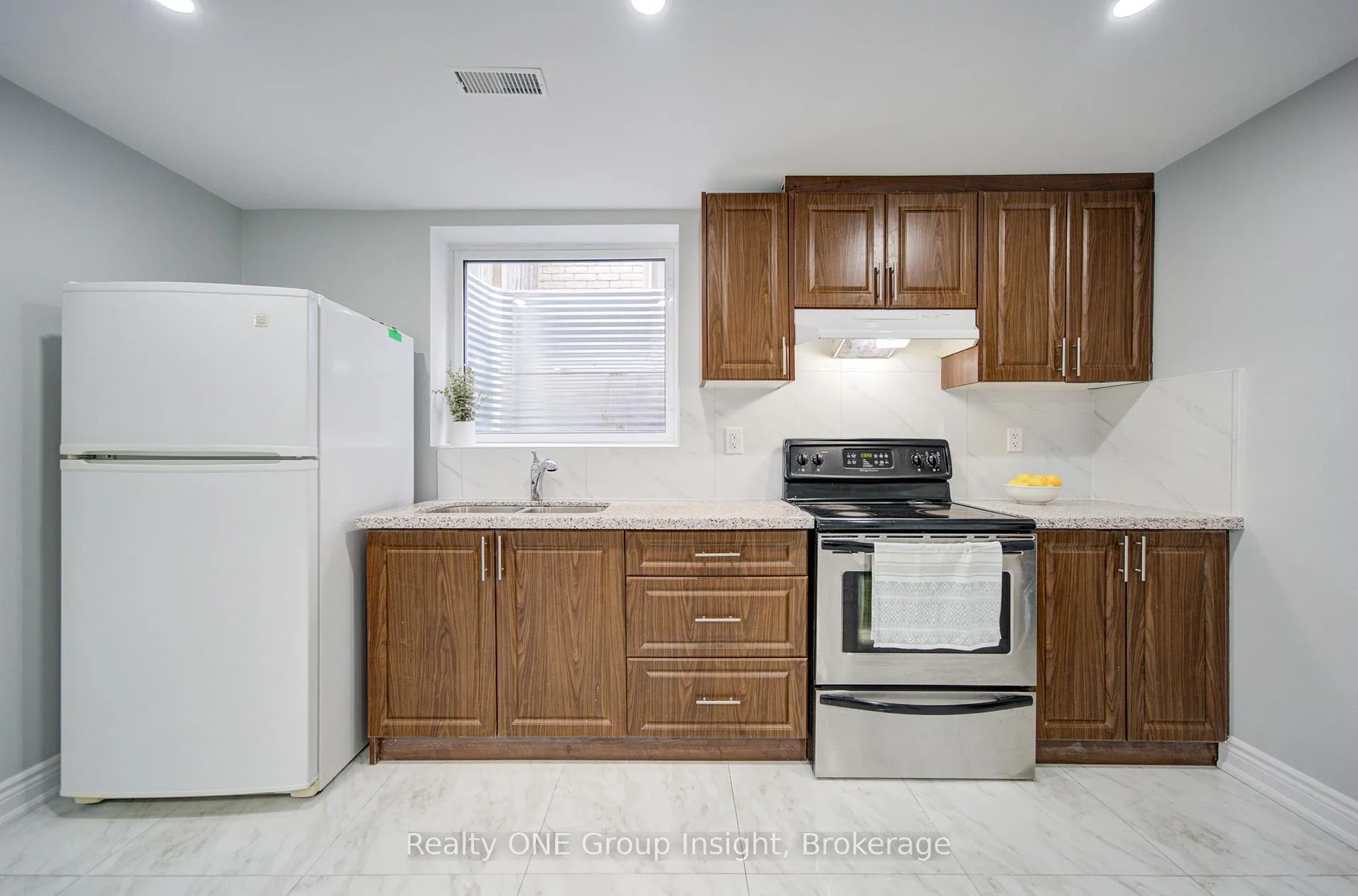 Photo 14 of Unit Basement, 348 Britannia Avenue E, Oshawa, Kedron — HOMEH