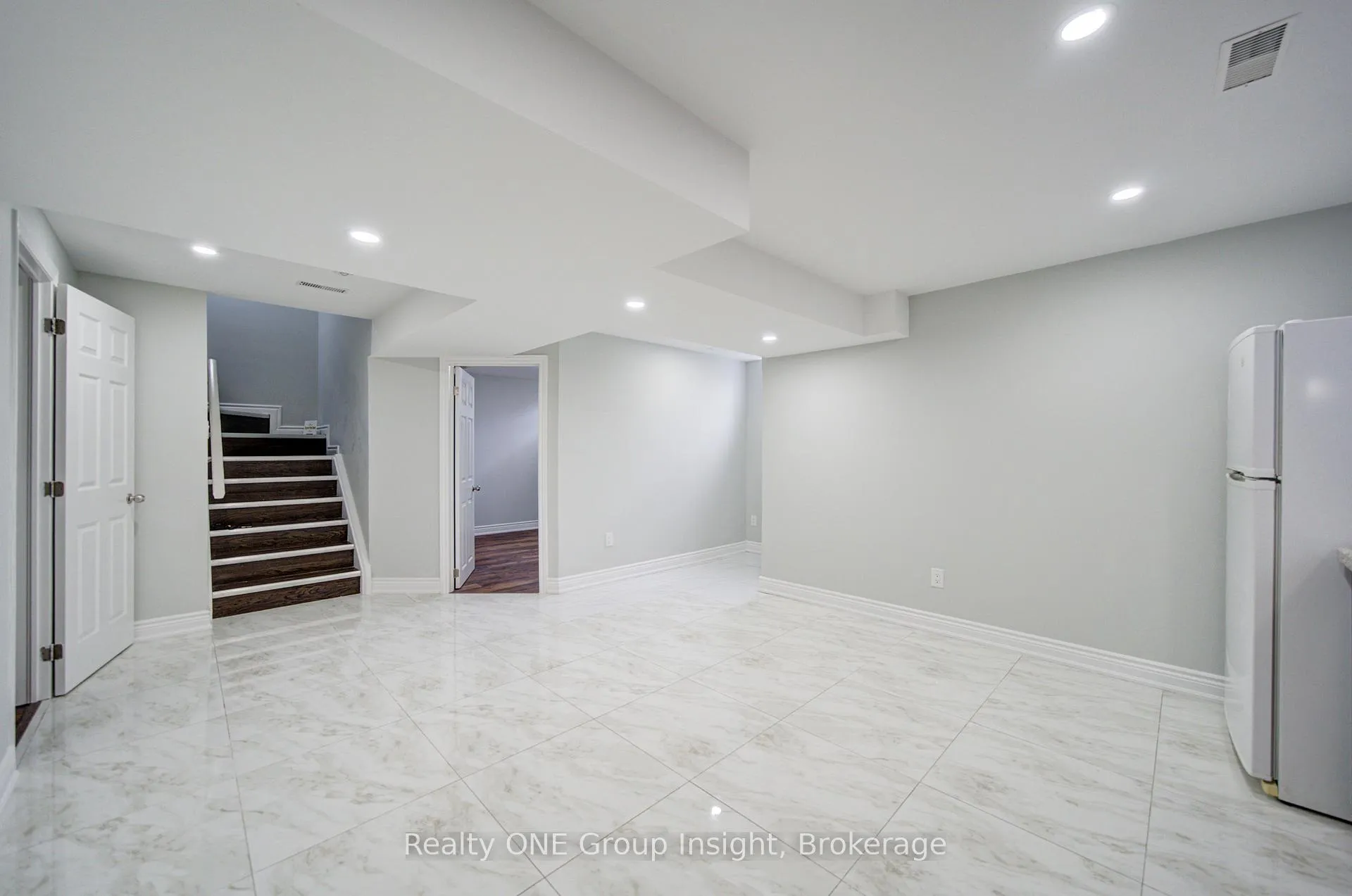Photo 18 of Unit Basement, 348 Britannia Avenue E, Oshawa, Kedron — HOMEH