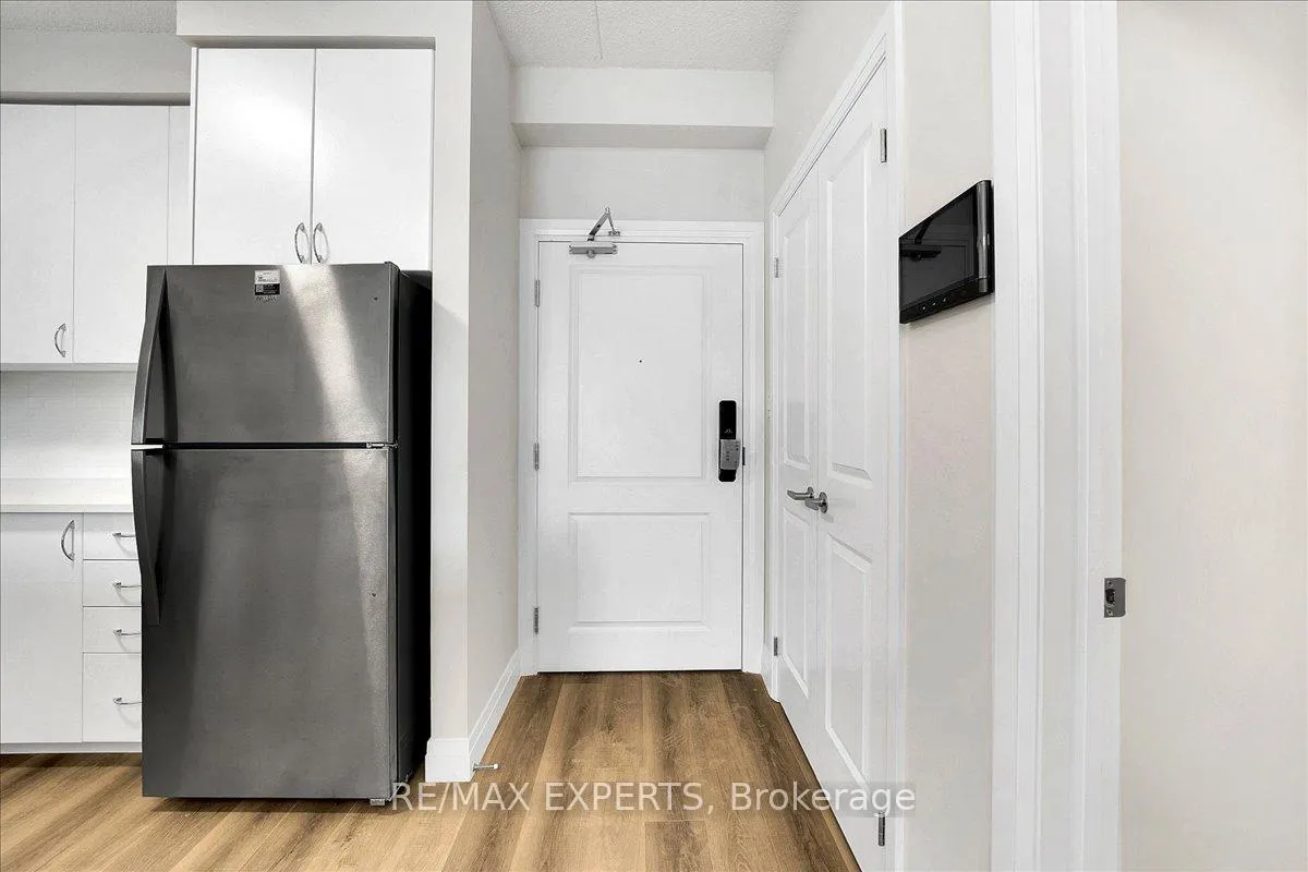 Photo 5 of Unit 302, 6415 Regional Rd 25, Milton, Willmott — HOMEH