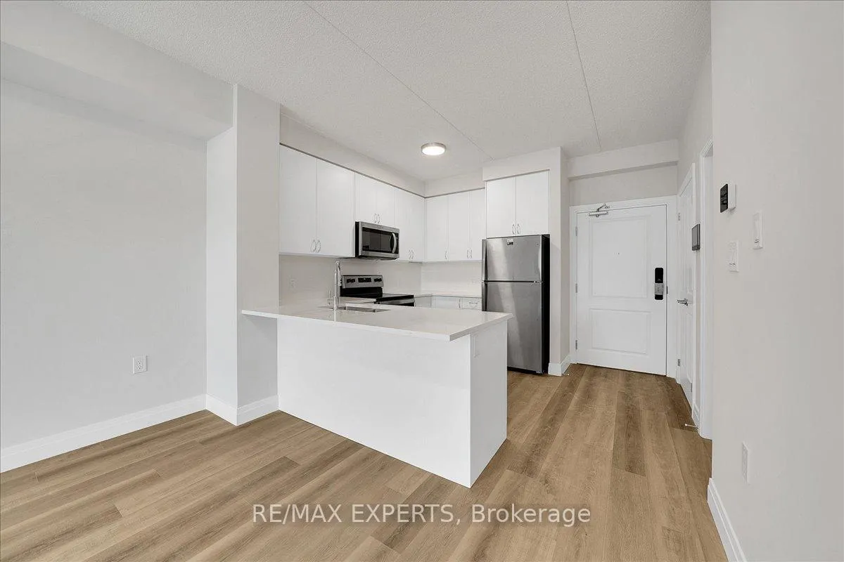 Photo 8 of Unit 302, 6415 Regional Rd 25, Milton, Willmott — HOMEH