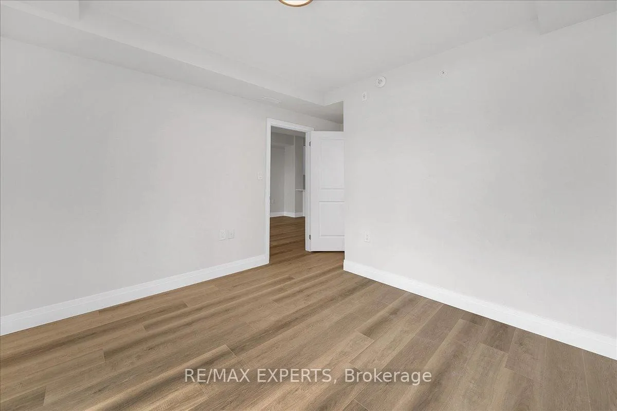 Photo 14 of Unit 302, 6415 Regional Rd 25, Milton, Willmott — HOMEH