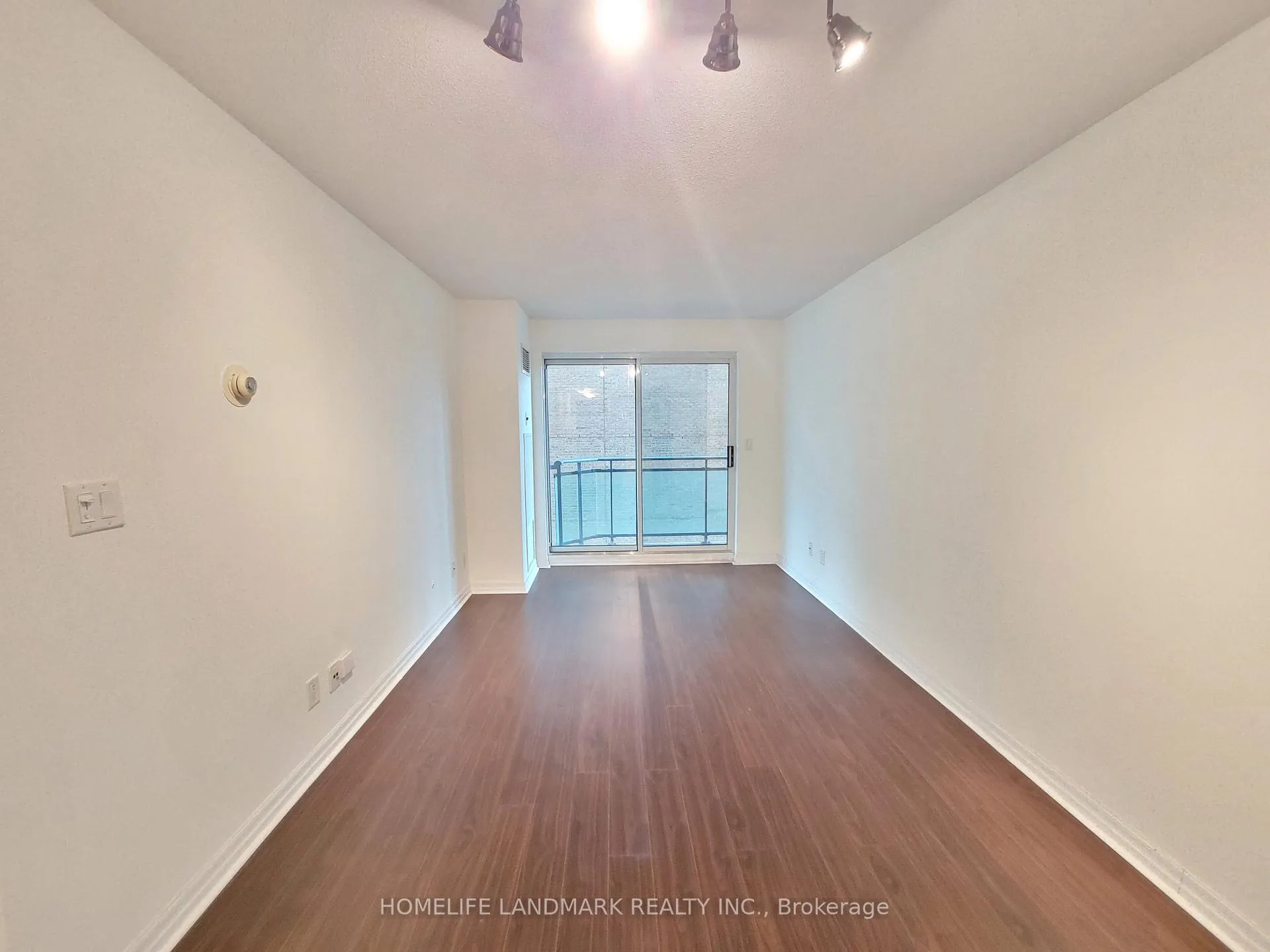 Photo 2 of Unit 912, 300 Bloor Street E, Toronto, Rosedale-Moore Park — HOMEH