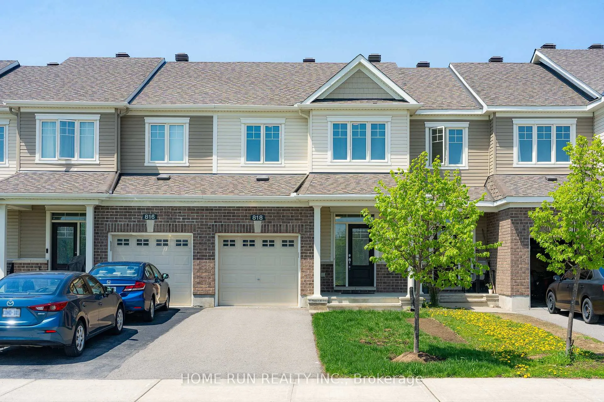 Front of 818 Clarity Avenue
