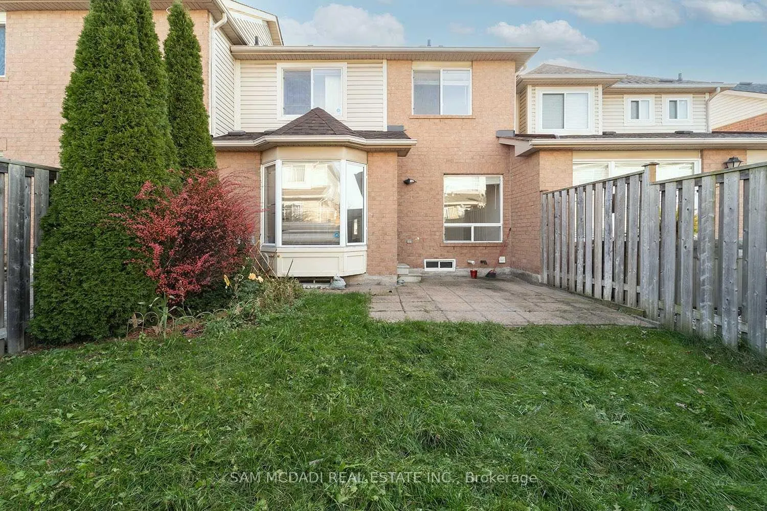 Photo 31 of 2447 Baintree Crescent, Oakville, Westmount — HOMEH
