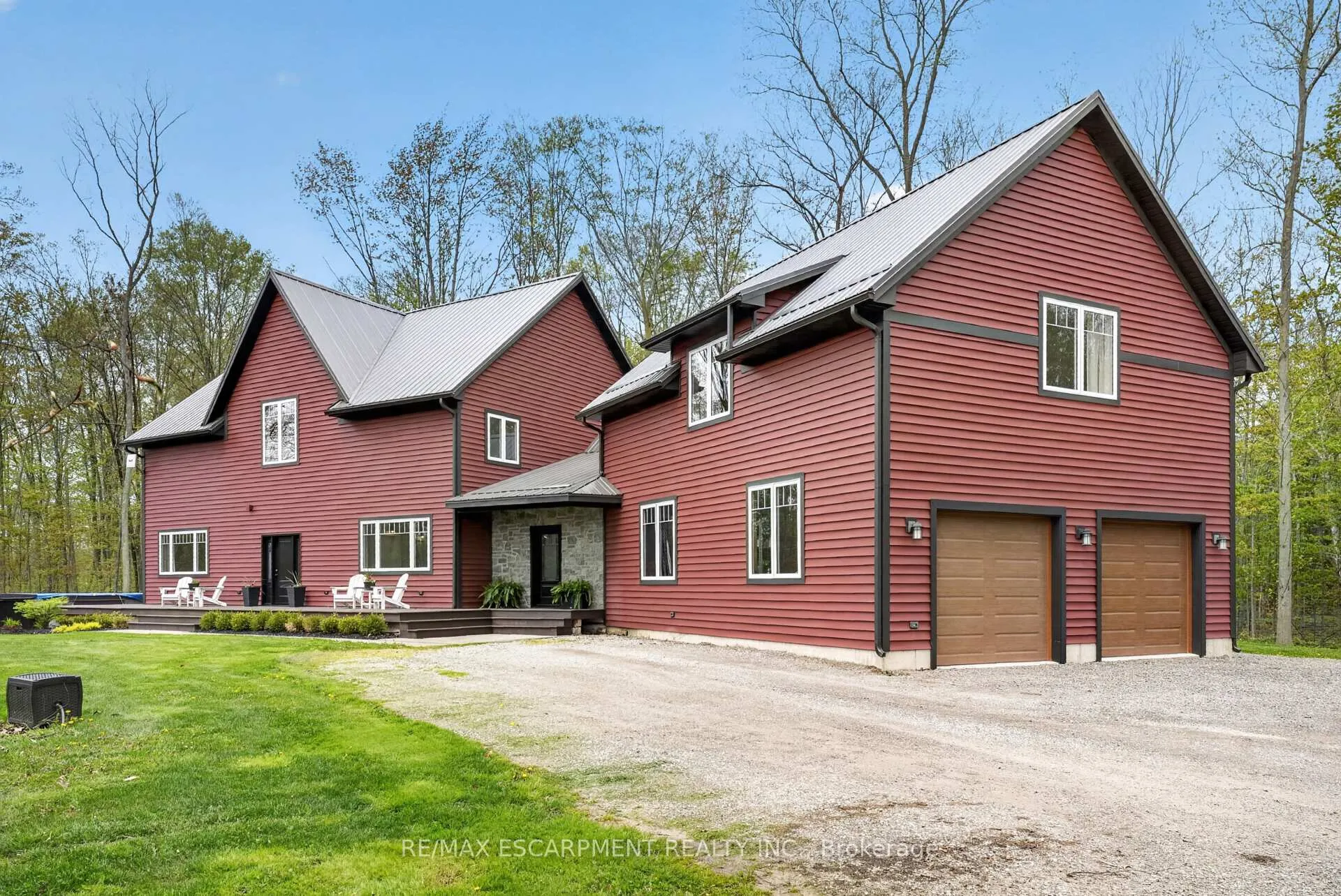 Photo 3 of 815 Tice Road, Pelham, North Pelham — HOMEH