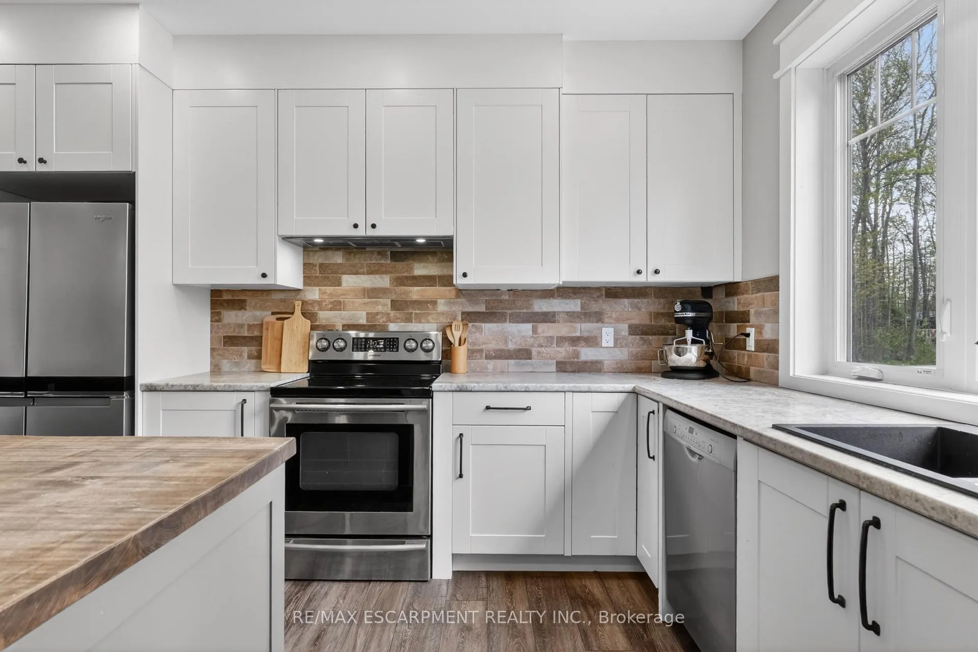 Photo 12 of 815 Tice Road, Pelham, North Pelham — HOMEH